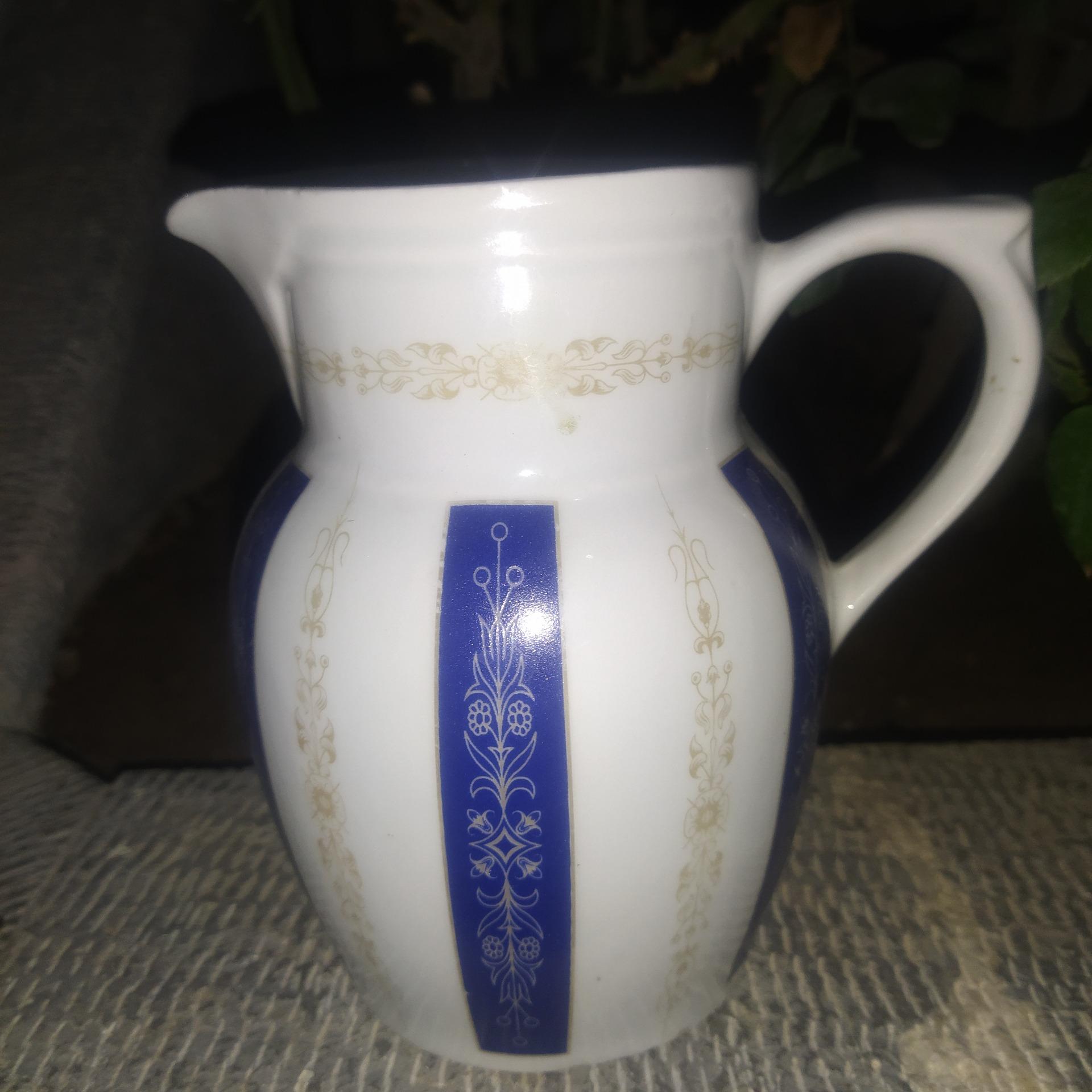 پارچ آب کوچک ازجنس چینی وبرند پی ار سی