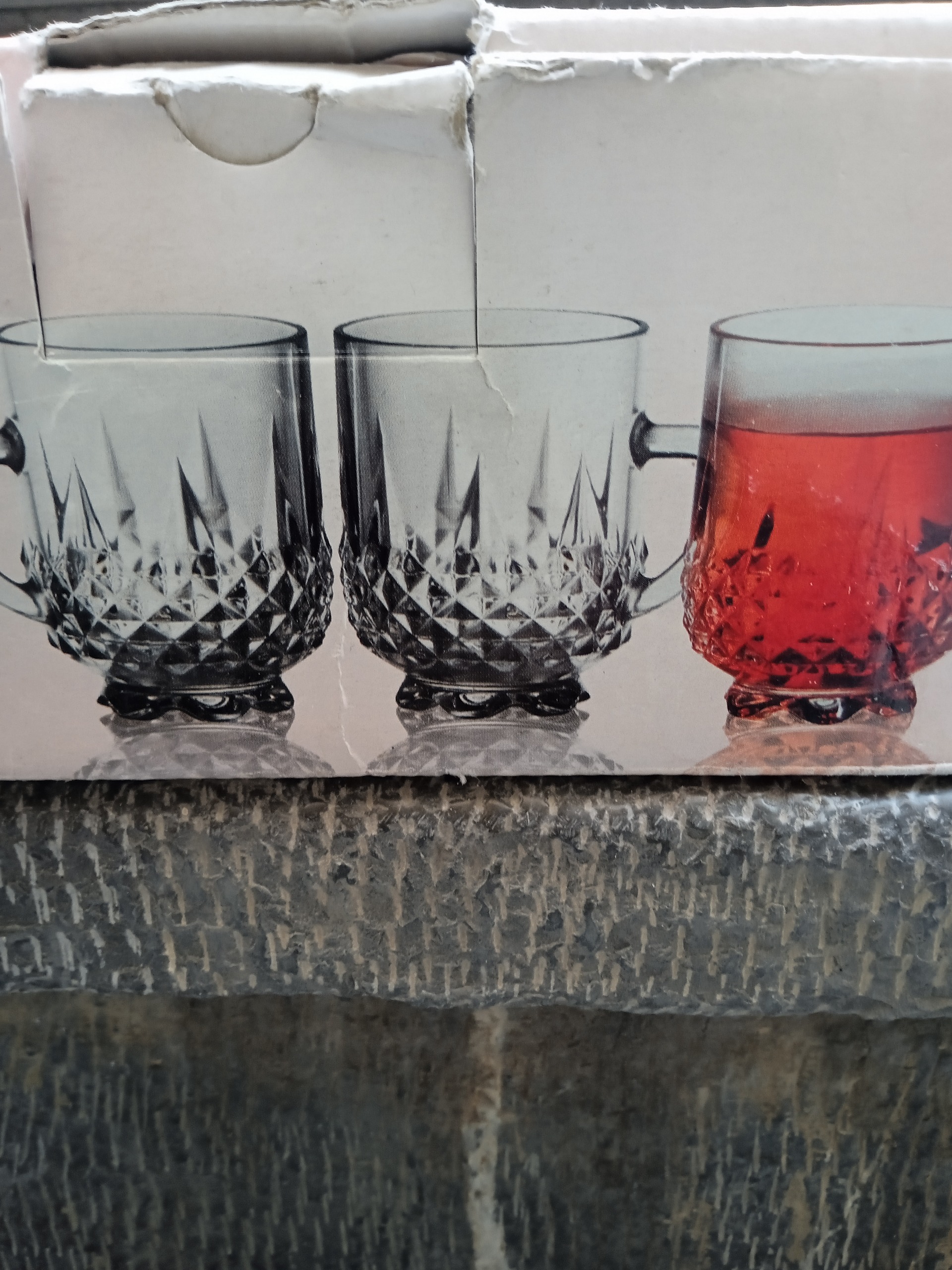 یکدست استکان بزرگ دسته دار باکیفیت ساخت اسلونی