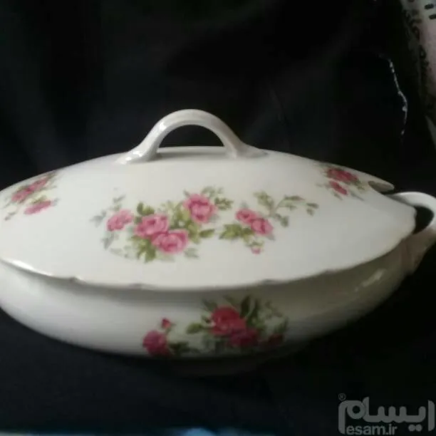 سوپ خوری بزرگ. ژاپن گل سرخی تضمین اصالت