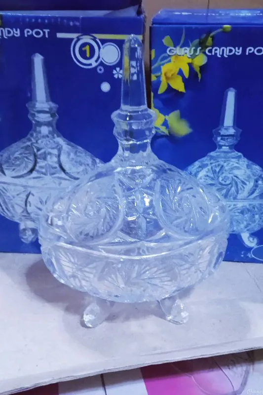 شکلات خوری کریستال درب  دار سه پایه