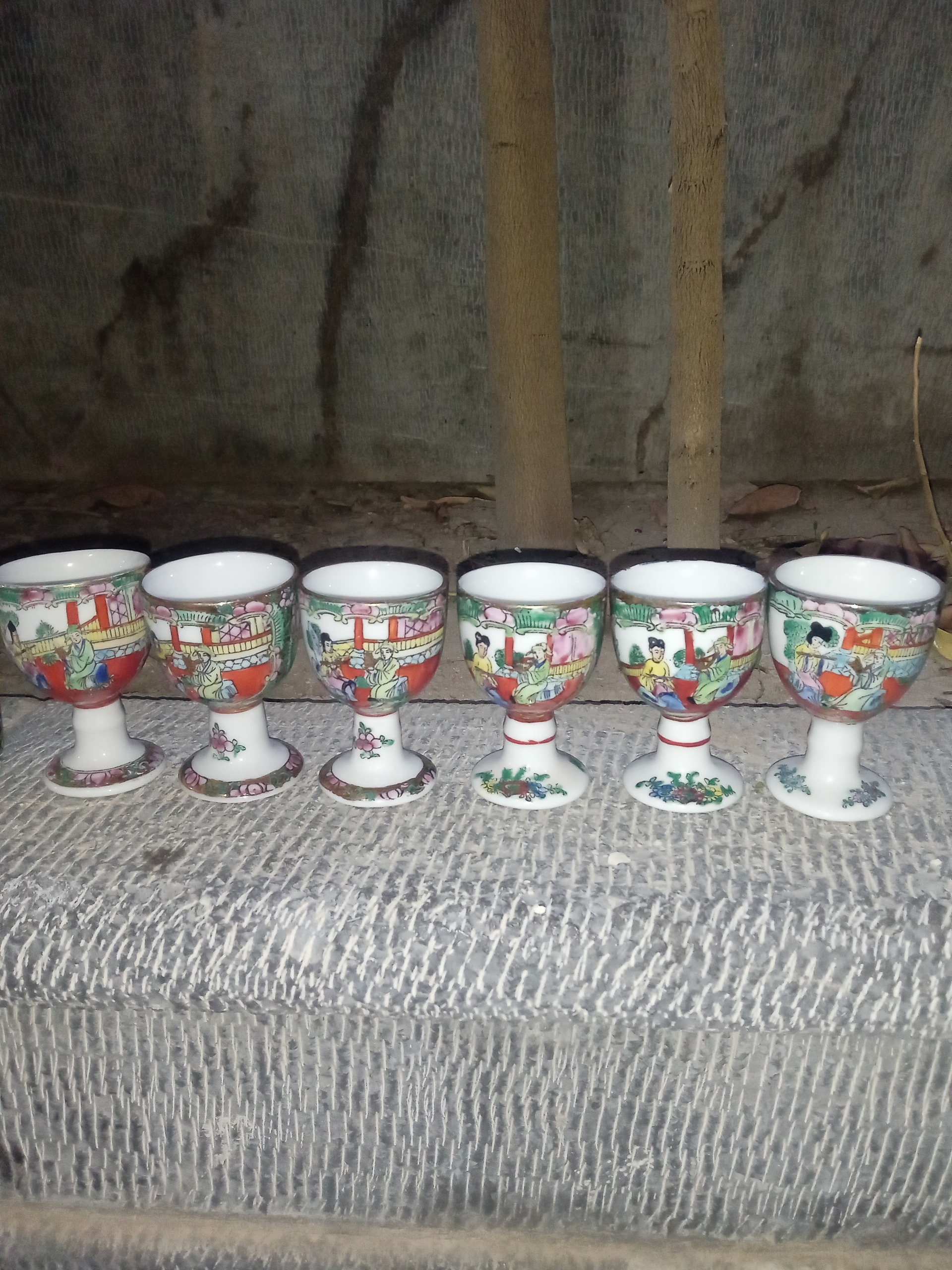 جاتخم مرغی از جنس گل ومرغ تمام نقاشی