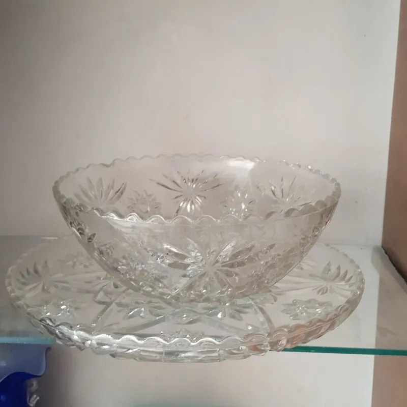 کاسه وبشقاب کریستال امریکایی  باقدمت زیاد