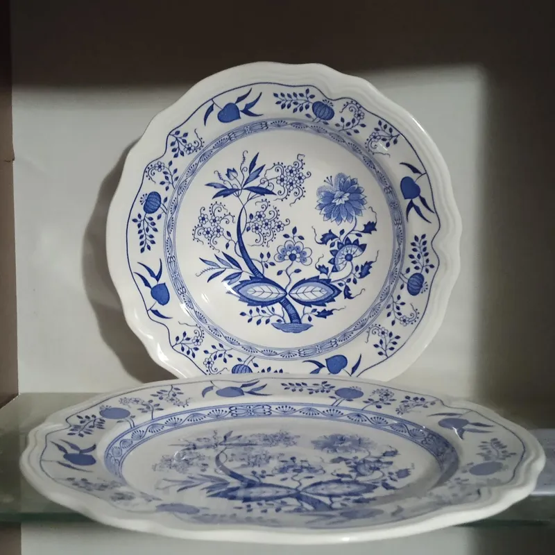 کاسه وبشقاب یا قاب وقدح قلم ابی ژاپن باقدمت زیاد