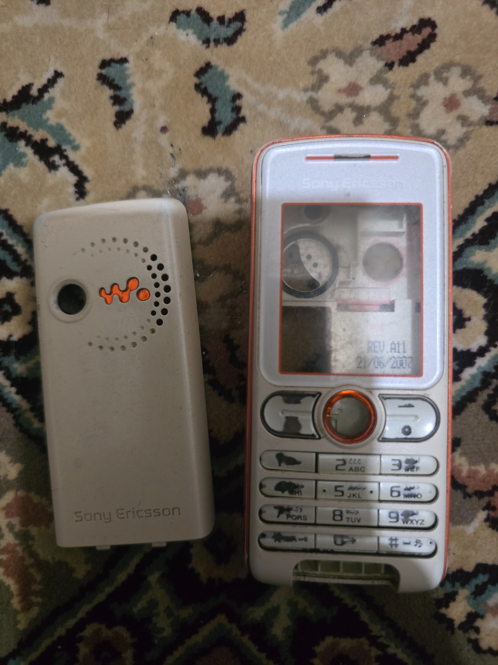 قاب گوشی سونی اریکسون w200