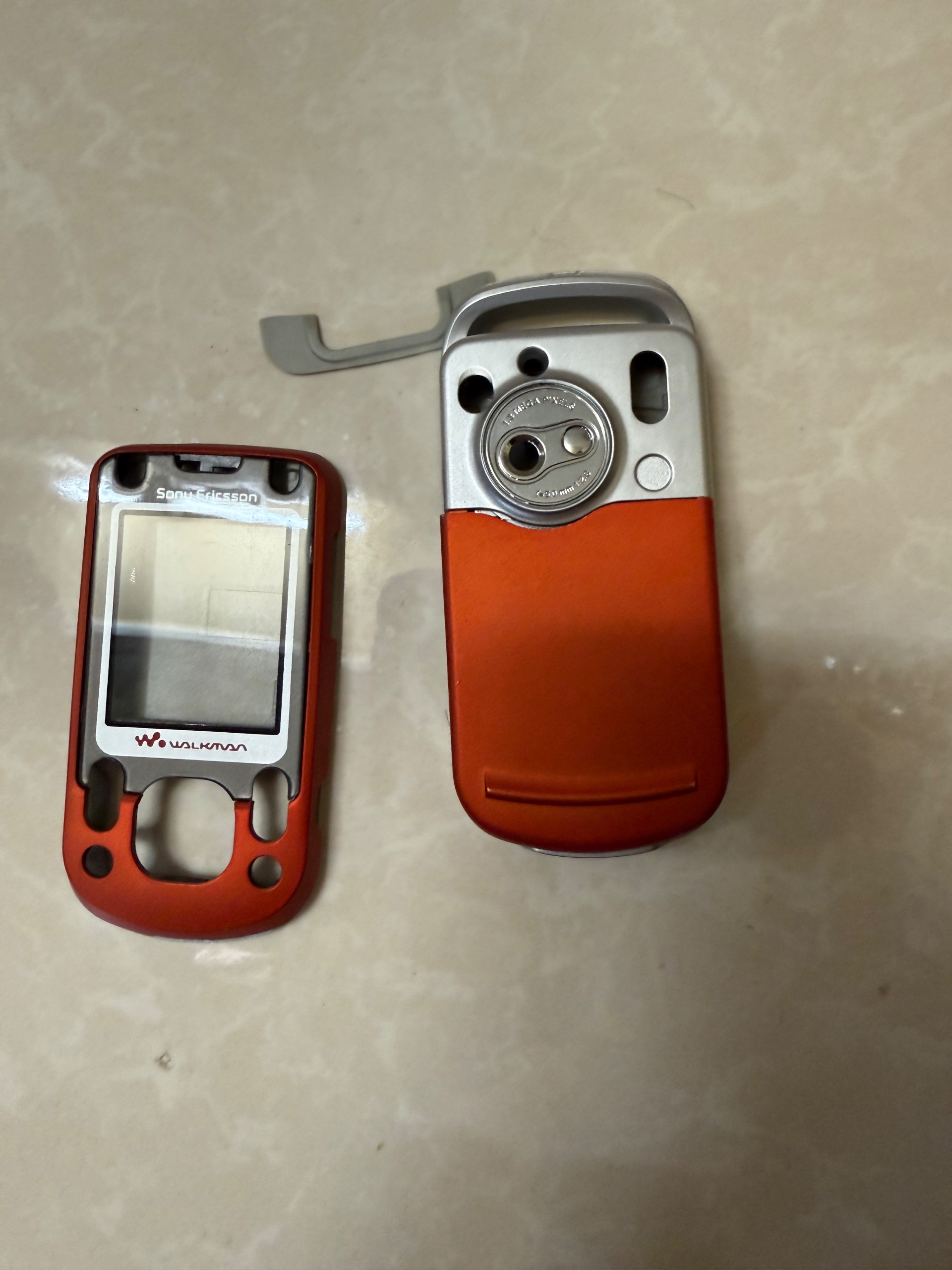 قاب سونی اریکسون W550i