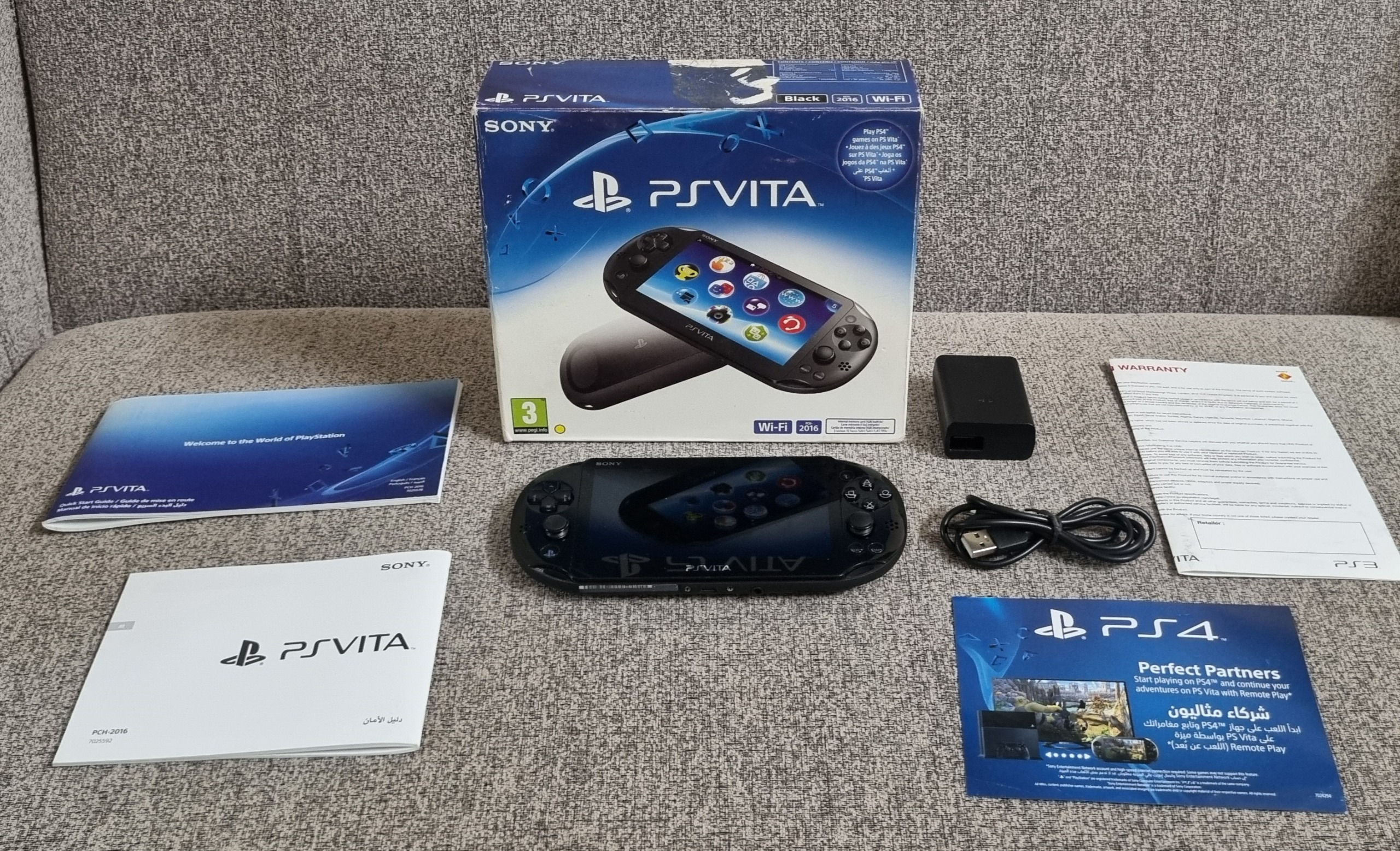 PS Vita ویتا اسلیم با کارتن