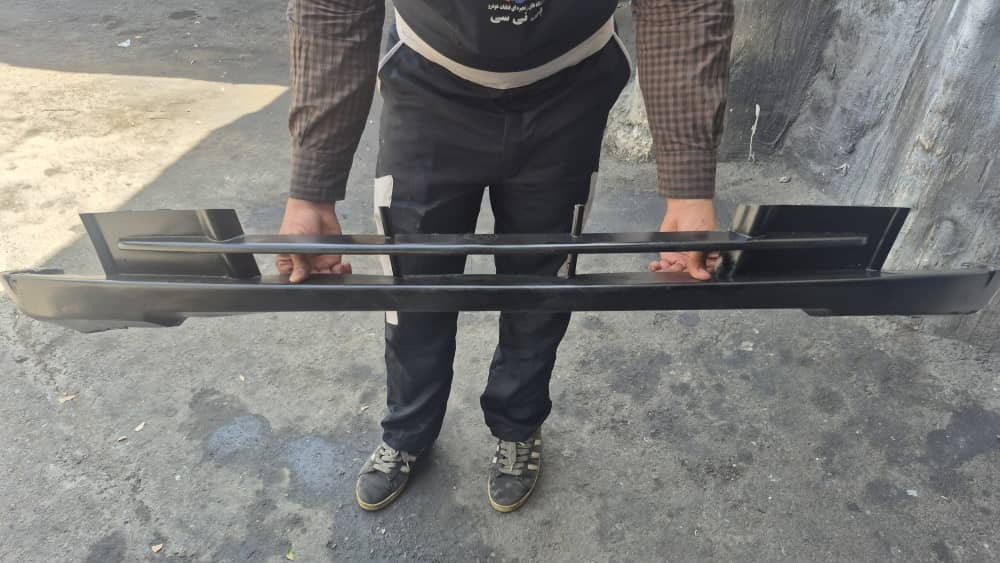 وسط سپر ازارا استوک در حد نو
