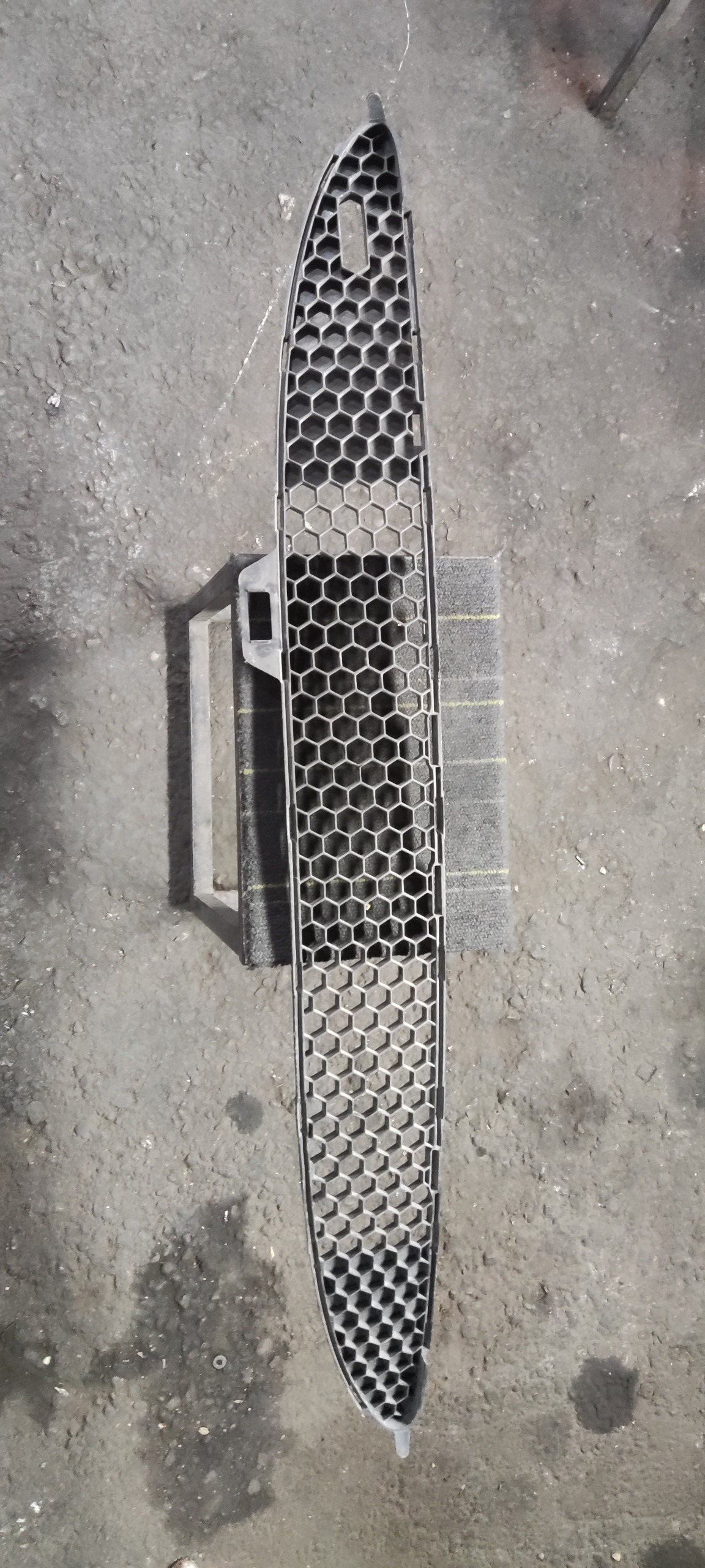 توری سپر 206 استوک در حد نو