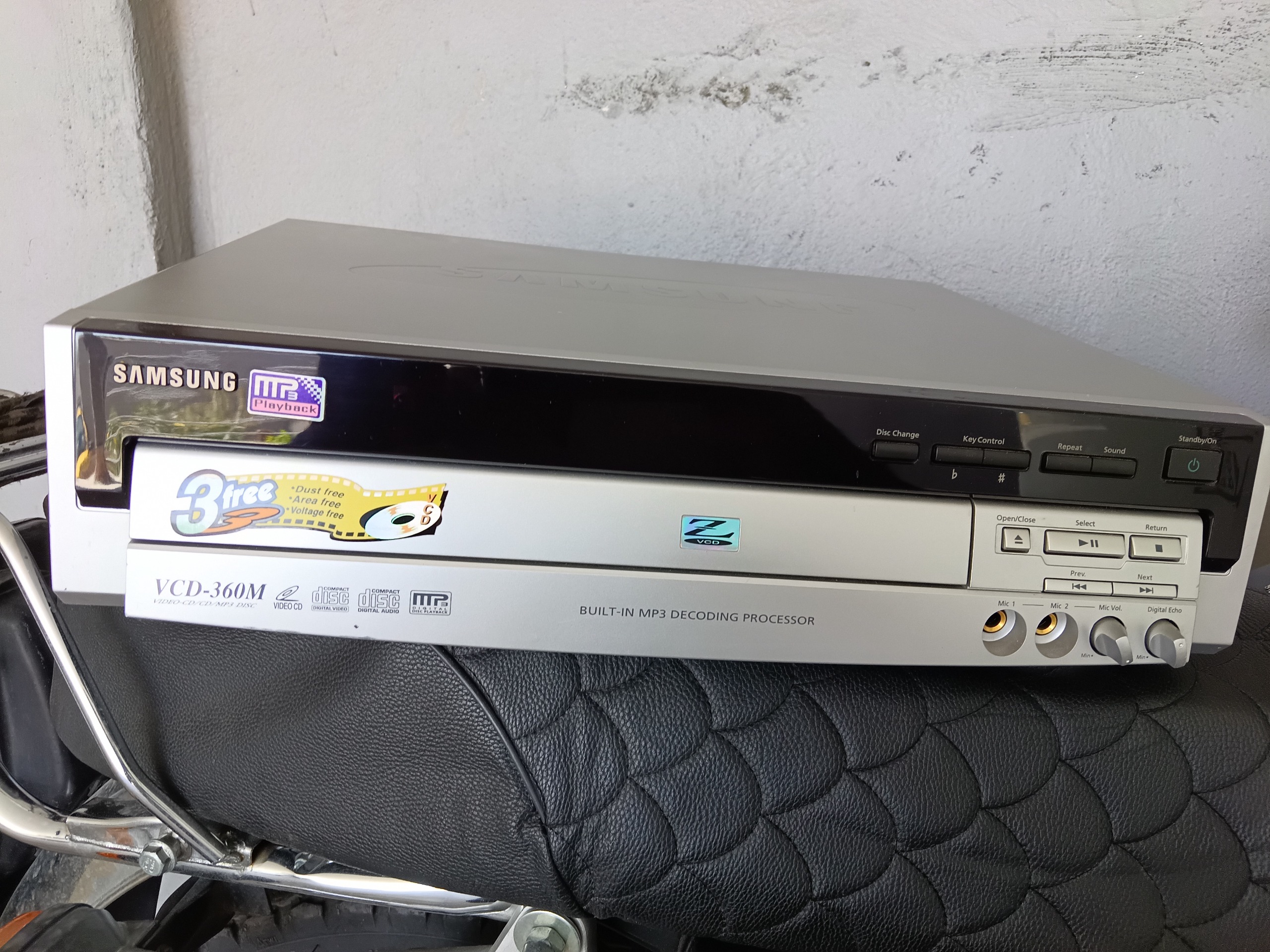 دستگاه پخش VCD
