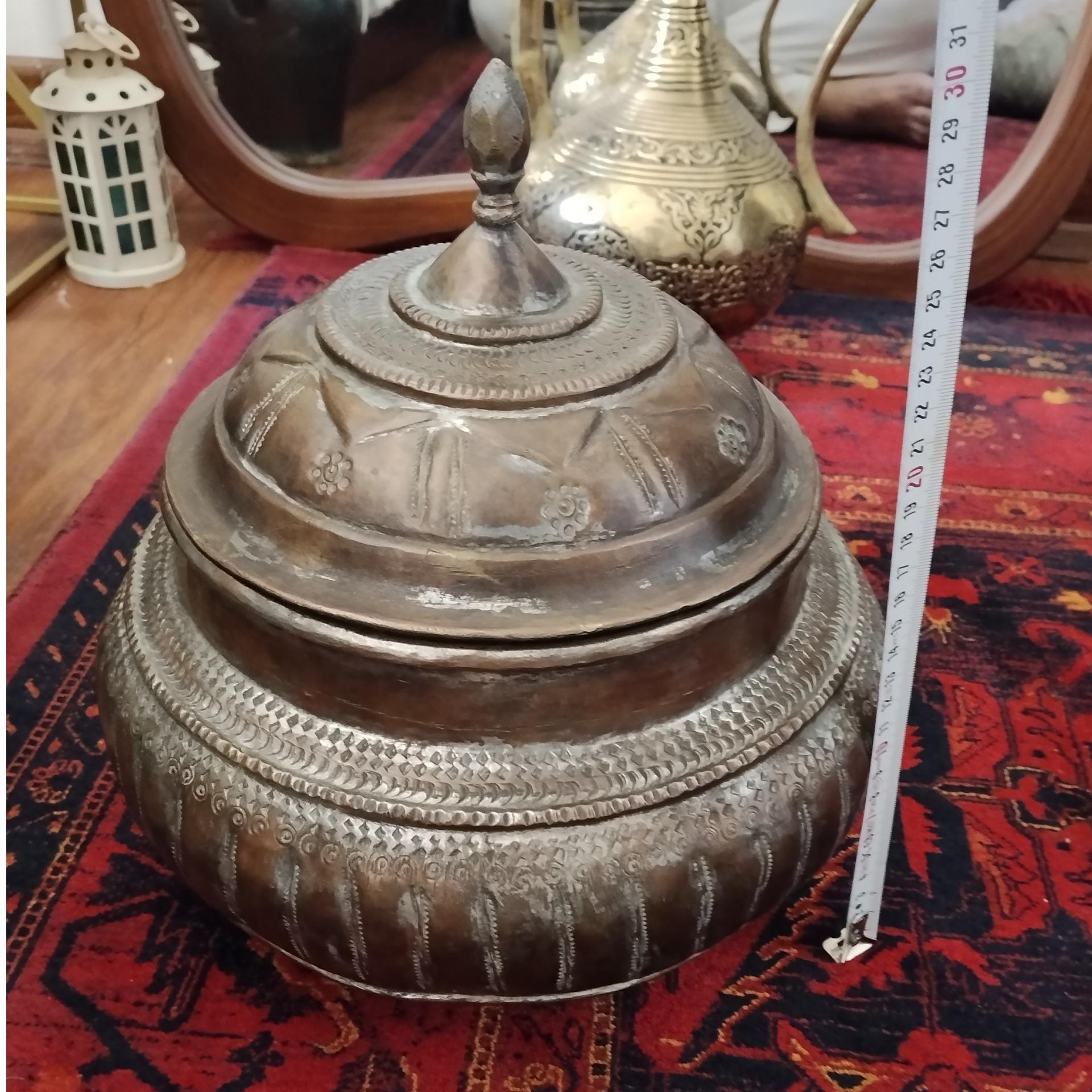 اردخوری یا دخل درب دار