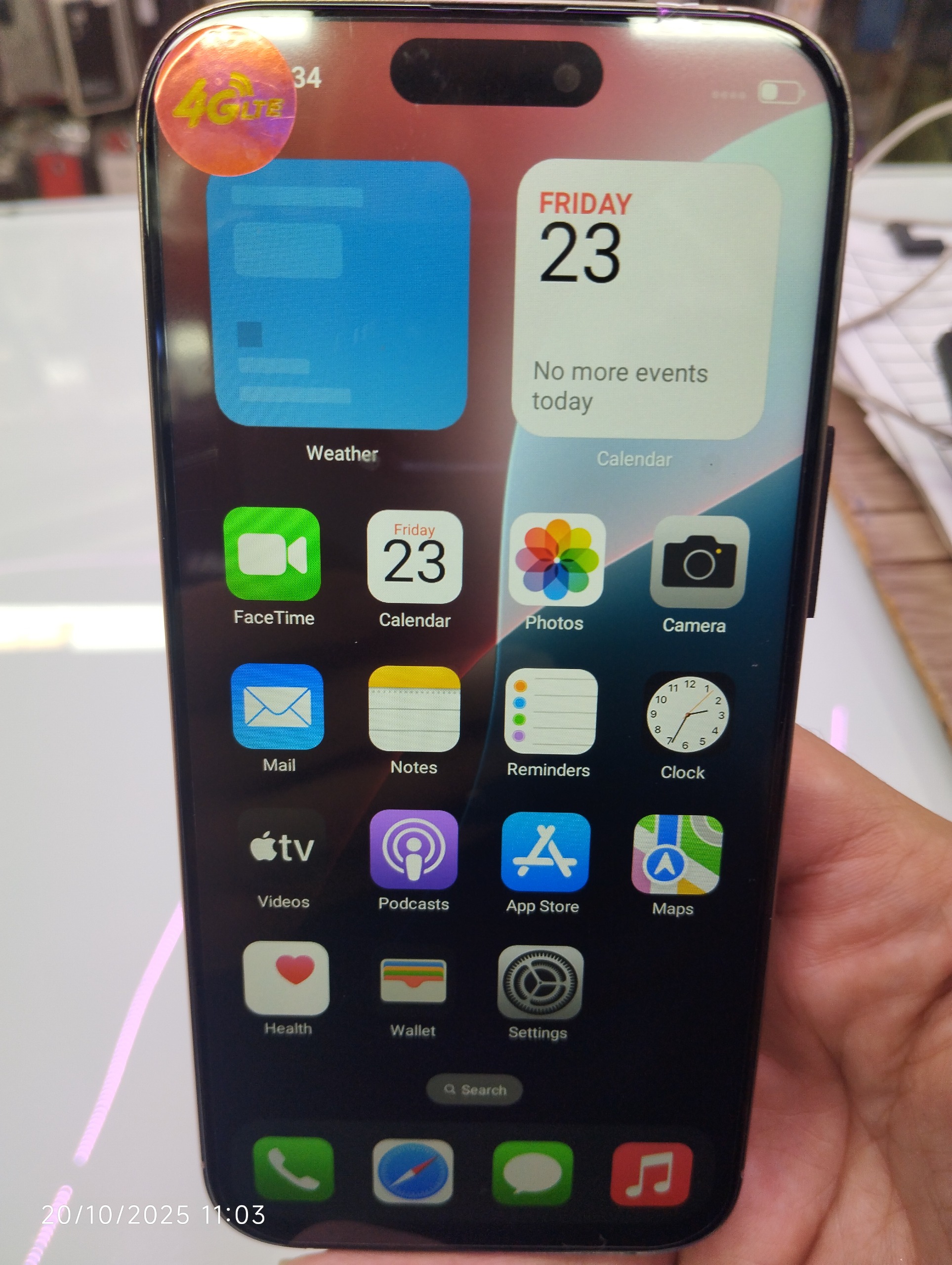 طرح آیفون 16 پرو مکس