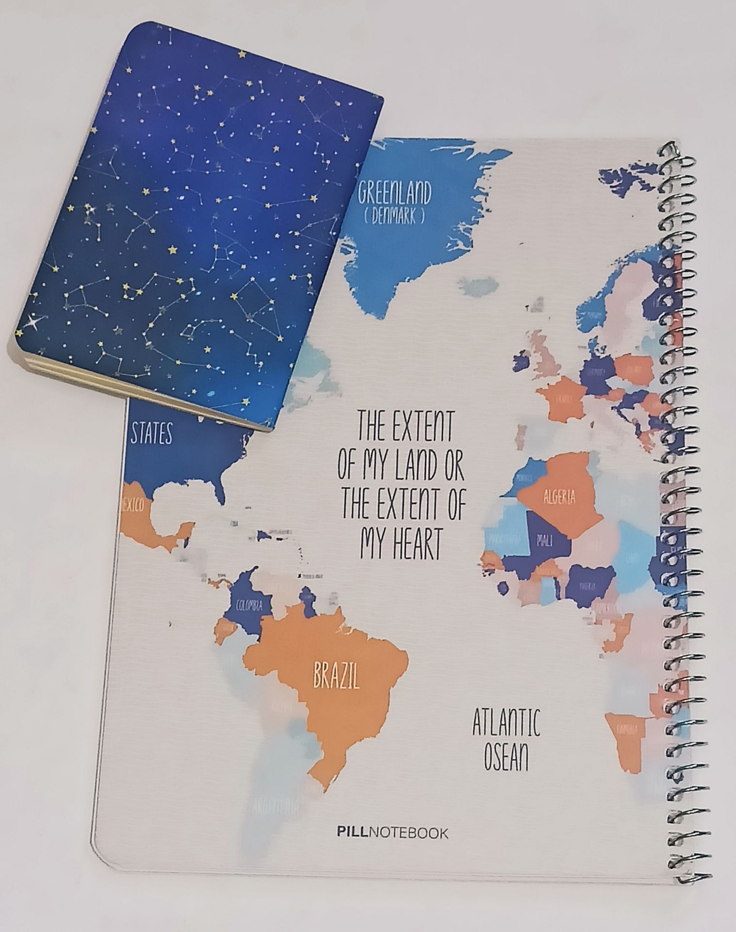 دفتر سیمی خط دار طرح نقشه جغرافیا دفترچه طرح نجوم