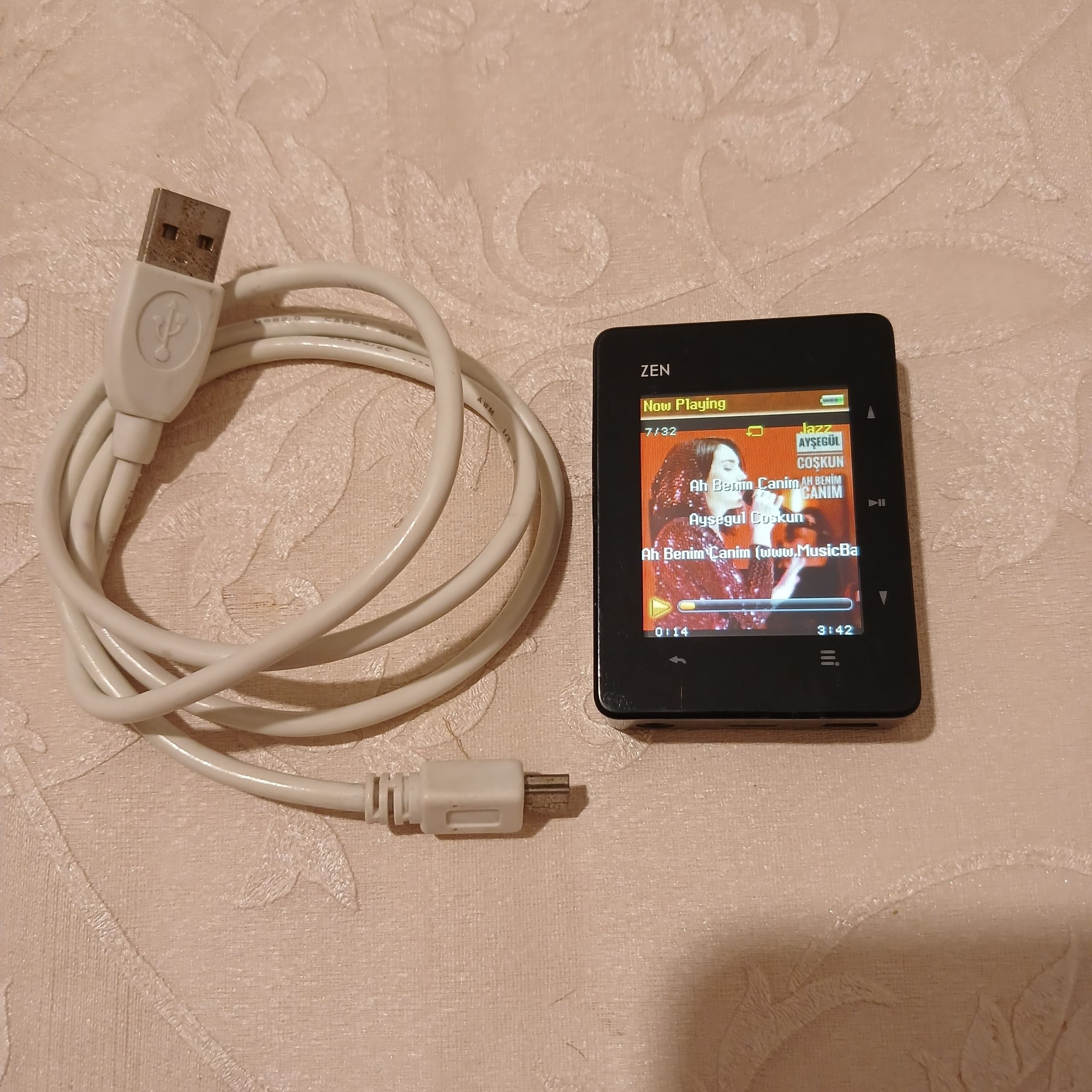 mp3 پلیر کریتیو مدل ZEN X-Fi3 با 8 گیگ حافظه