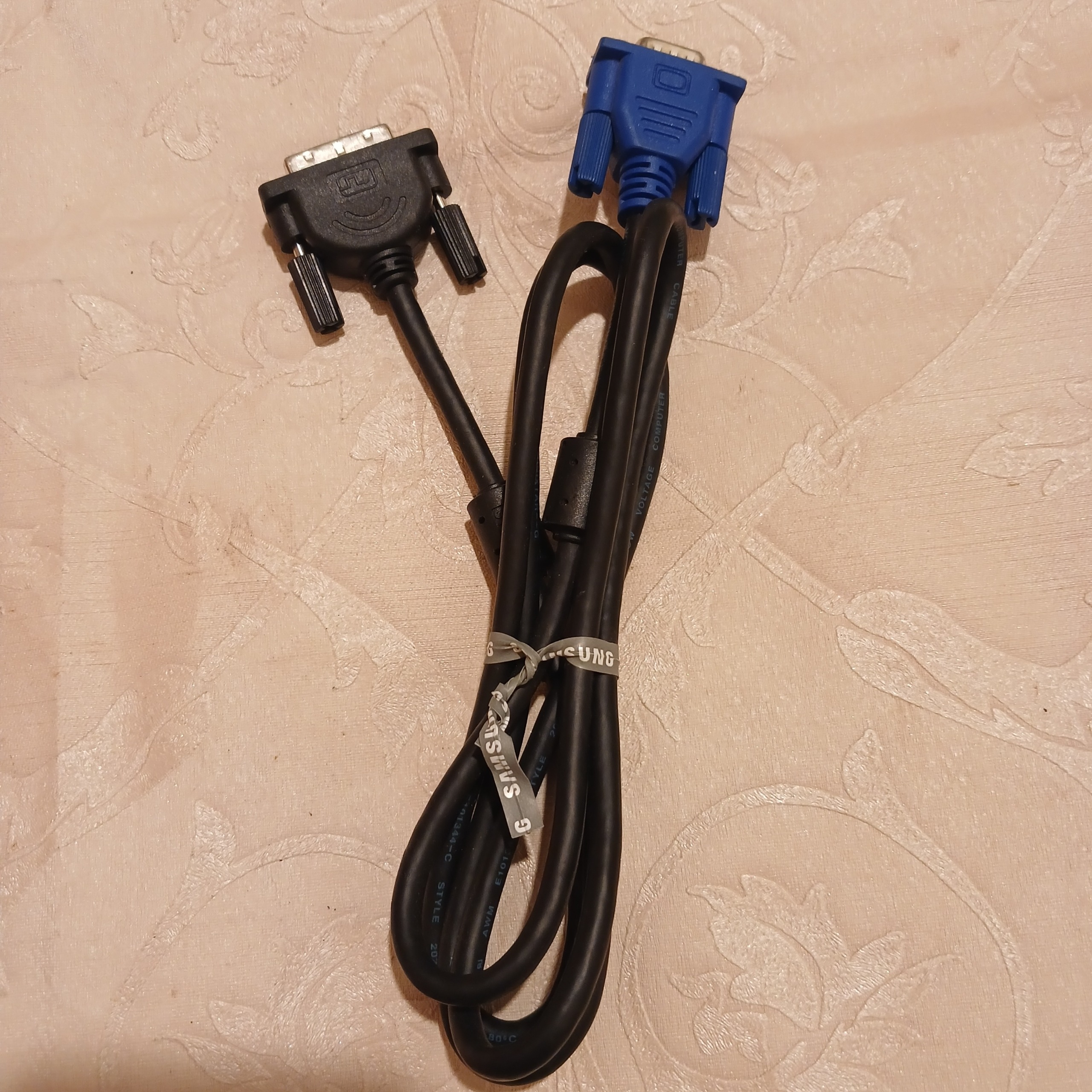کابل تبدیل VGA به DVI-I