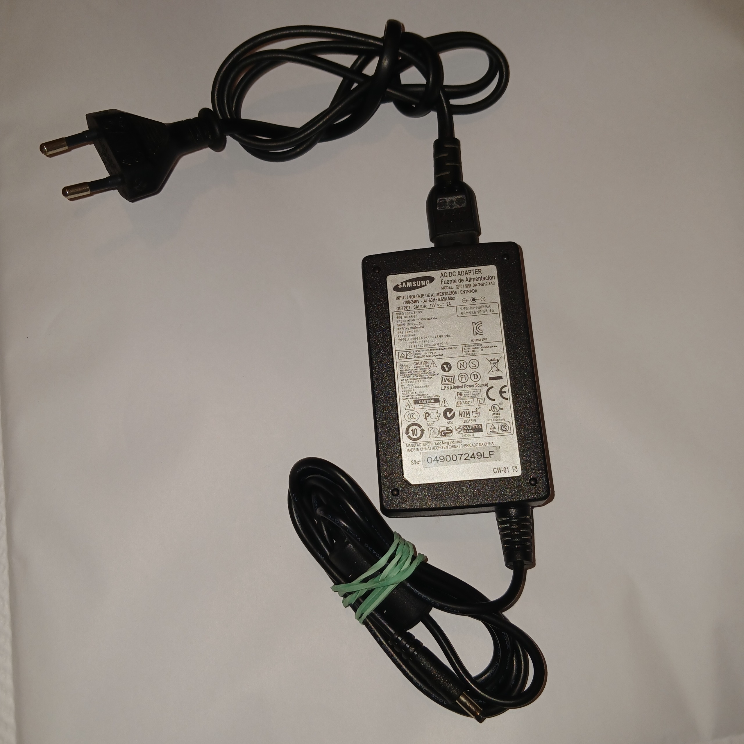 آداپتور سامسونگ 12 ولت 2 آمپر اصلی