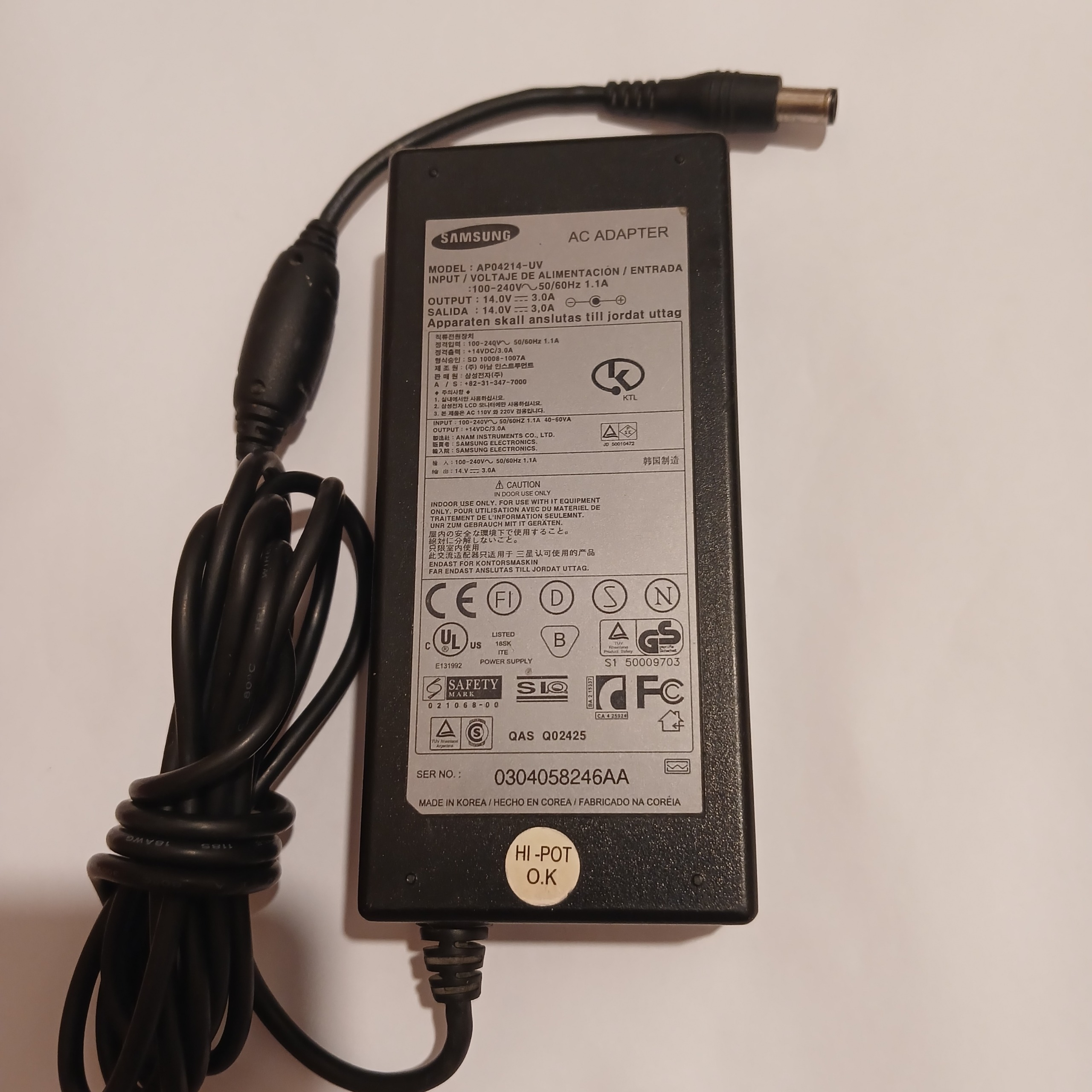 آداپتور سامسونگ اصلی 14 ولت 3 آمپر