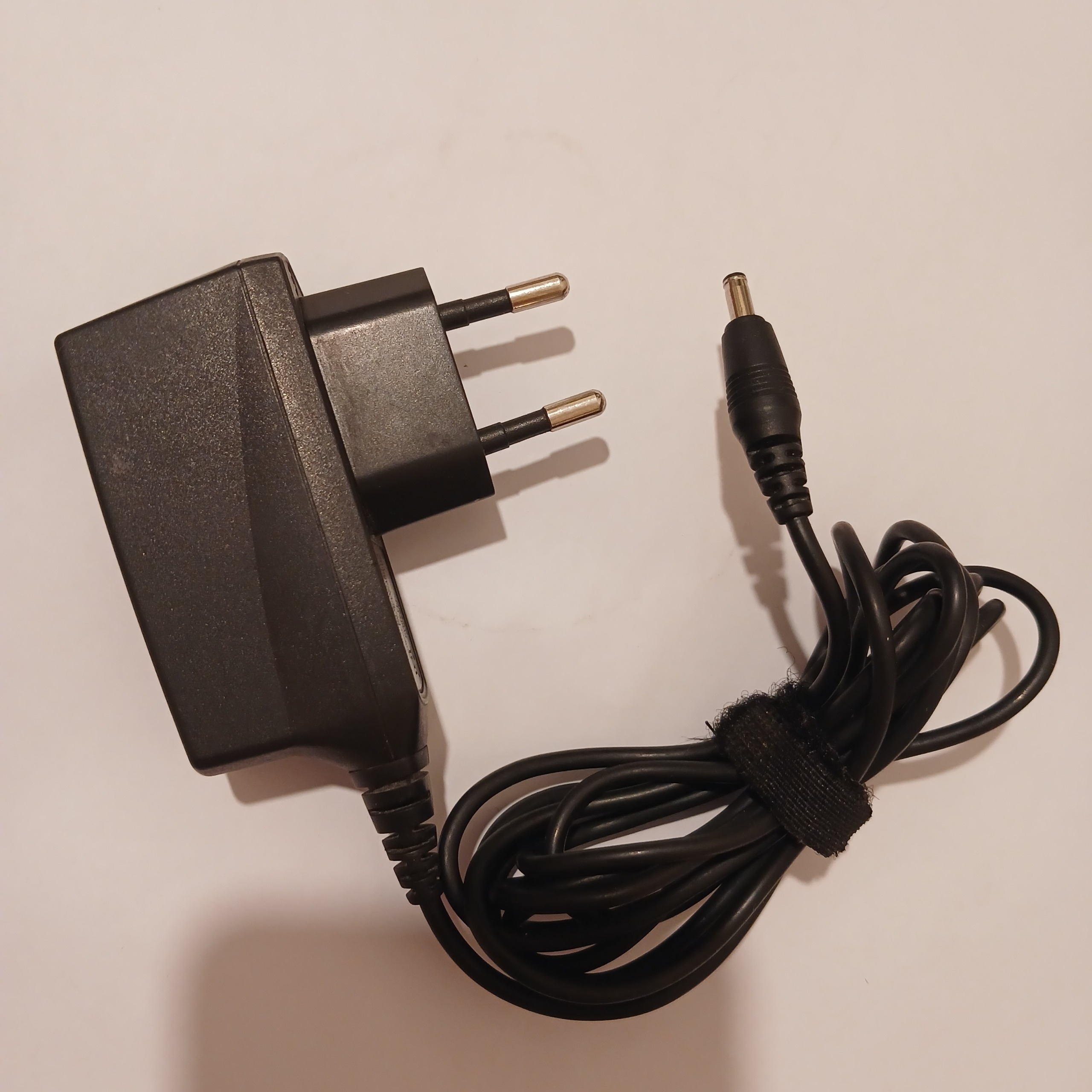 شارژر گوشی نوکیا قدیمی