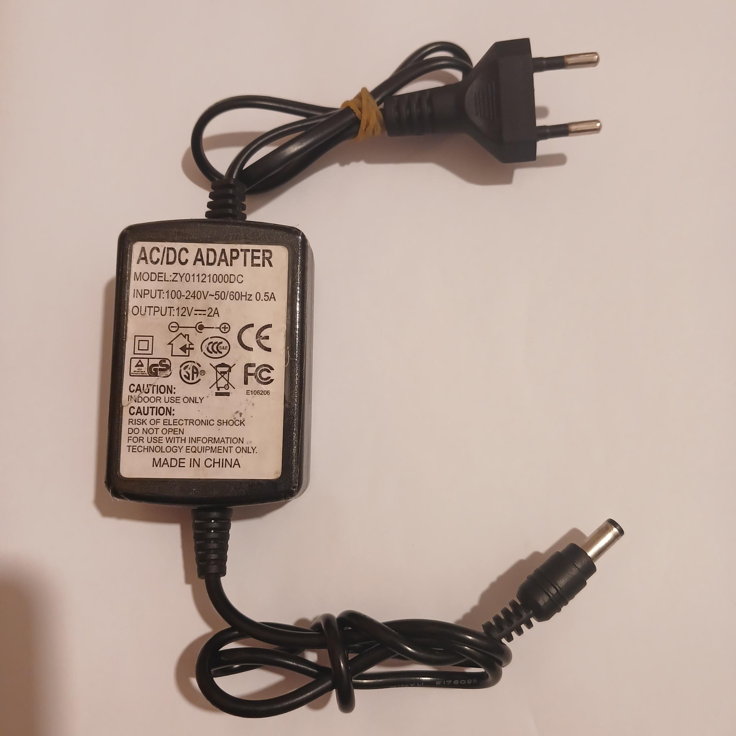 آداپتور 12 ولت 2 آمپر سالم