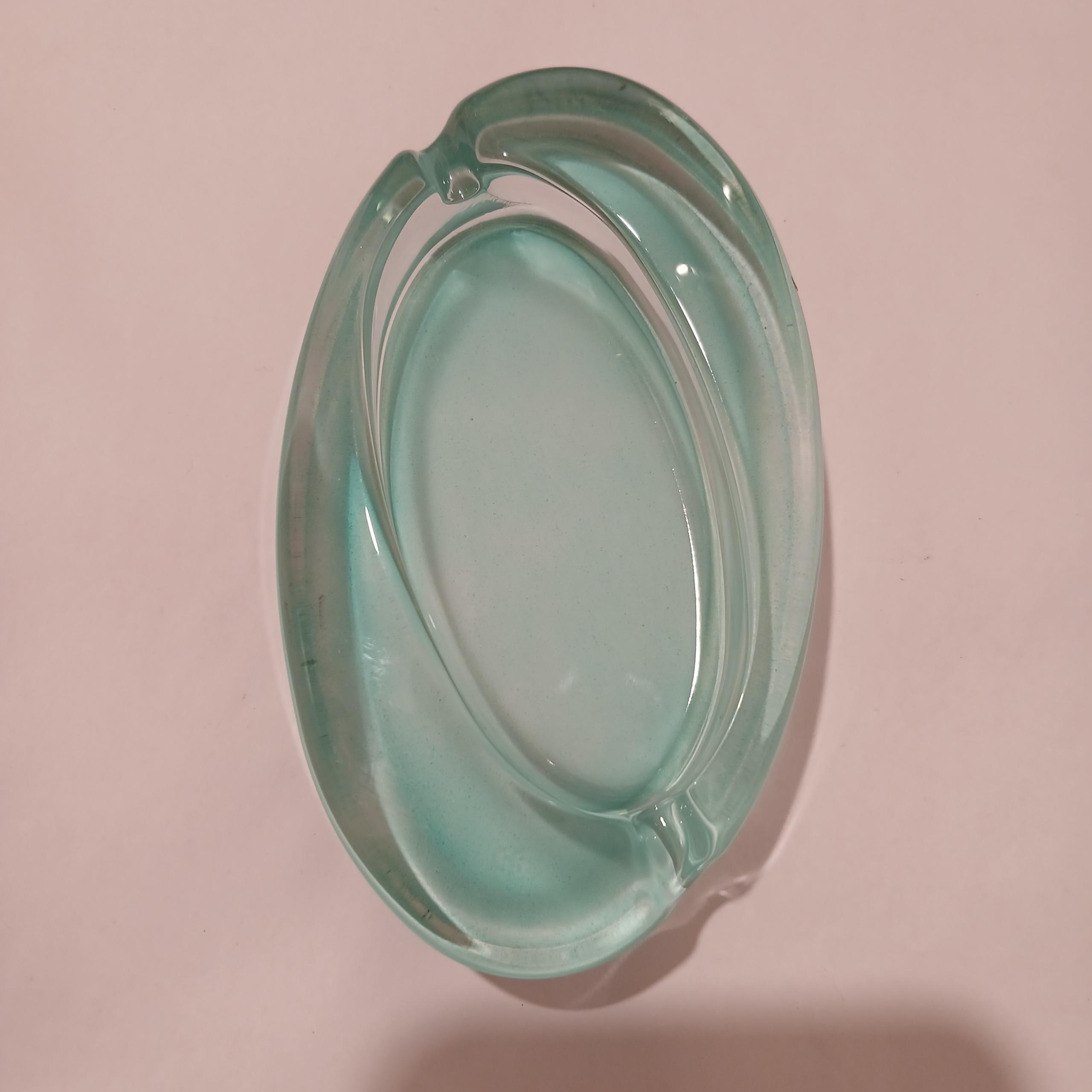 زیر سیگاری کریستالی یخی