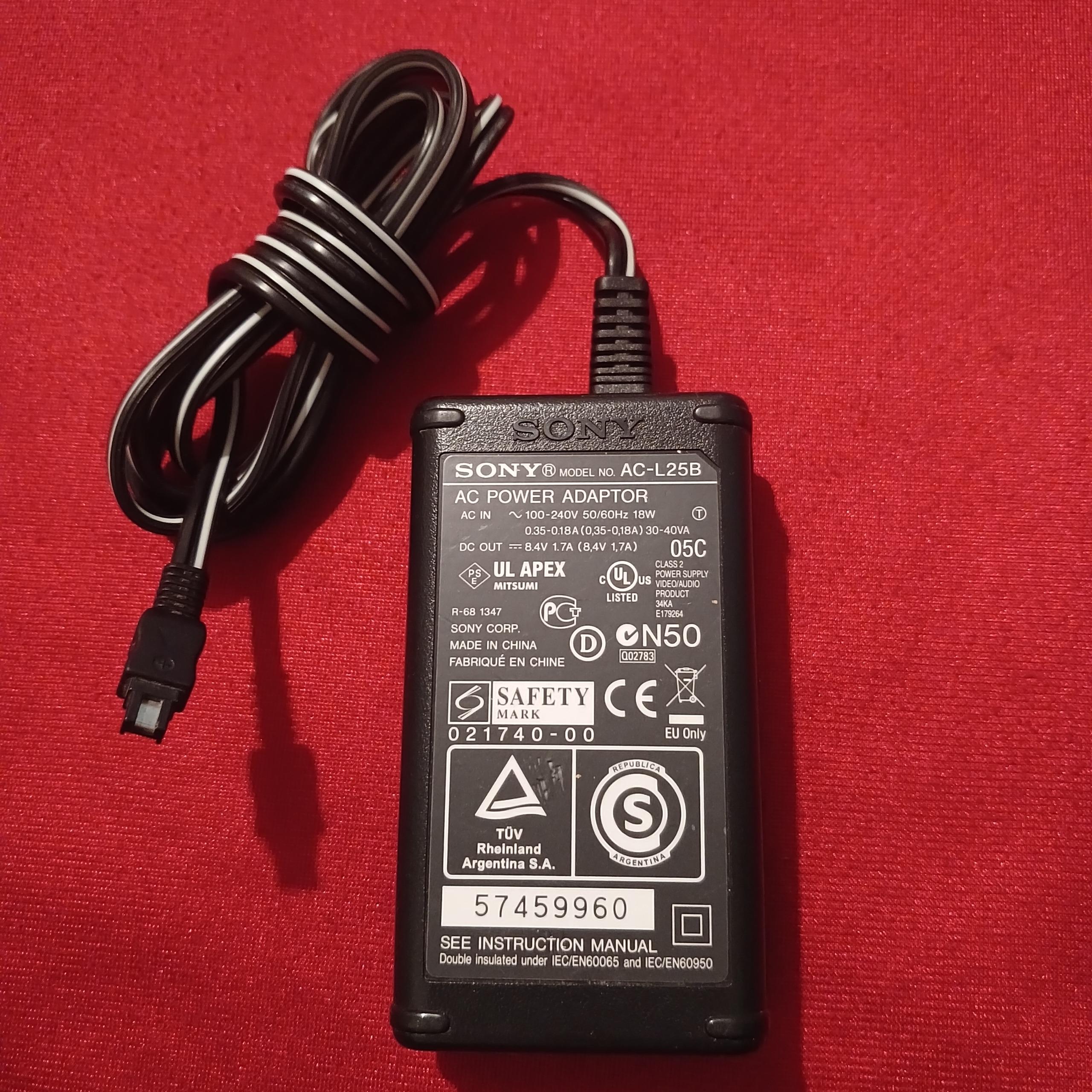 آداپتور دوربین سونی مدل AC-L25B