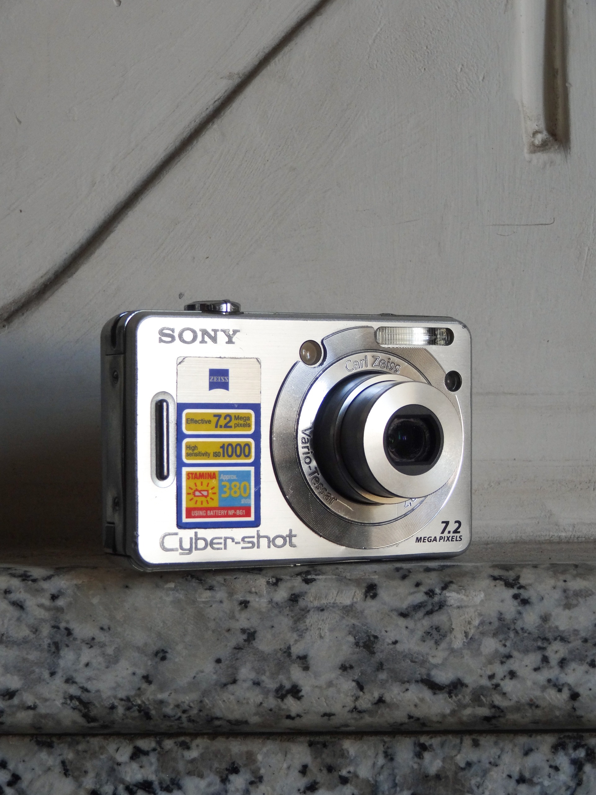 دوربین کامپکت سونی Sony W55