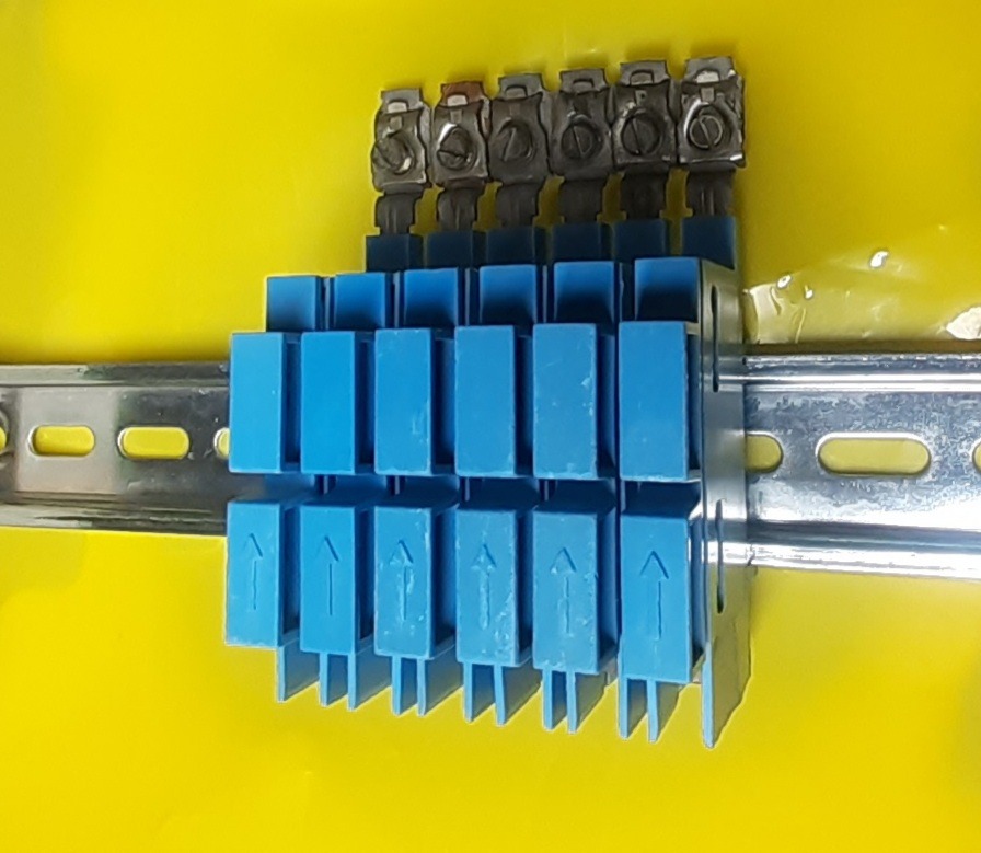 6 عدد ترمینال با محفظه اتصال فنری