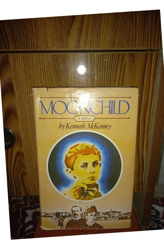 MOONCCHILD مهتاب کنت مککنی