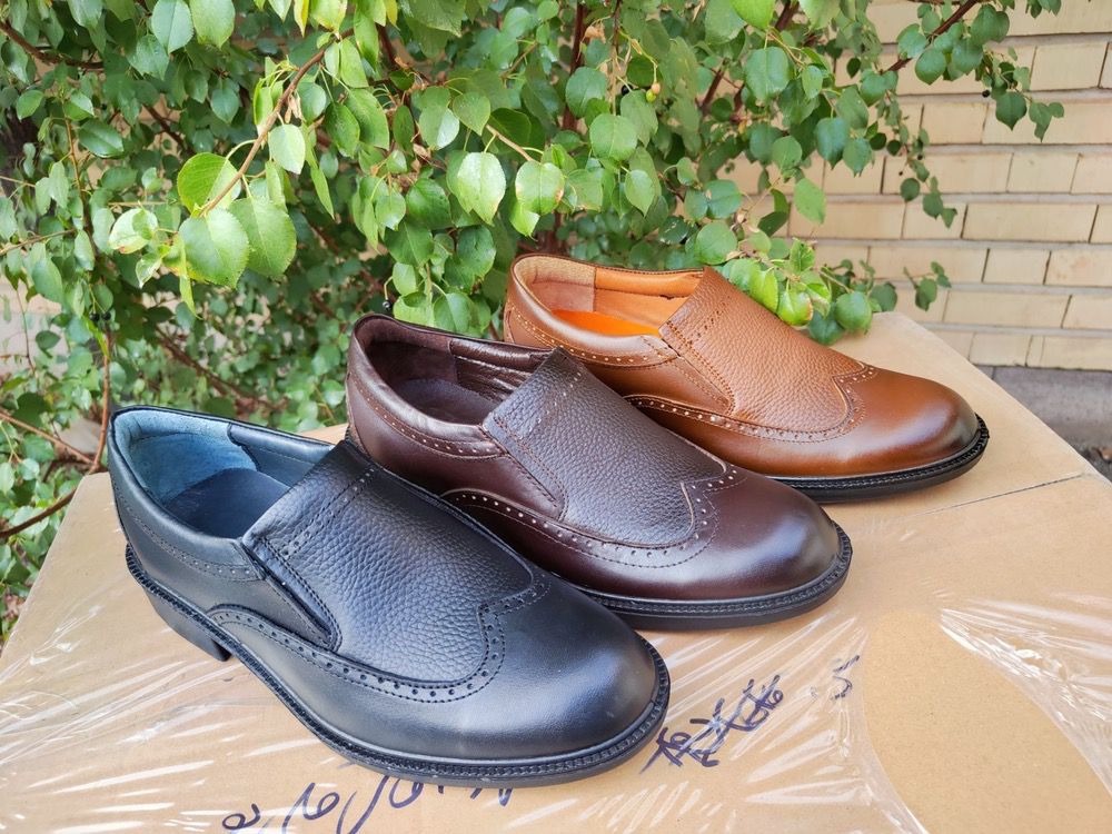 کفش تمام چرم هشت کد 021
