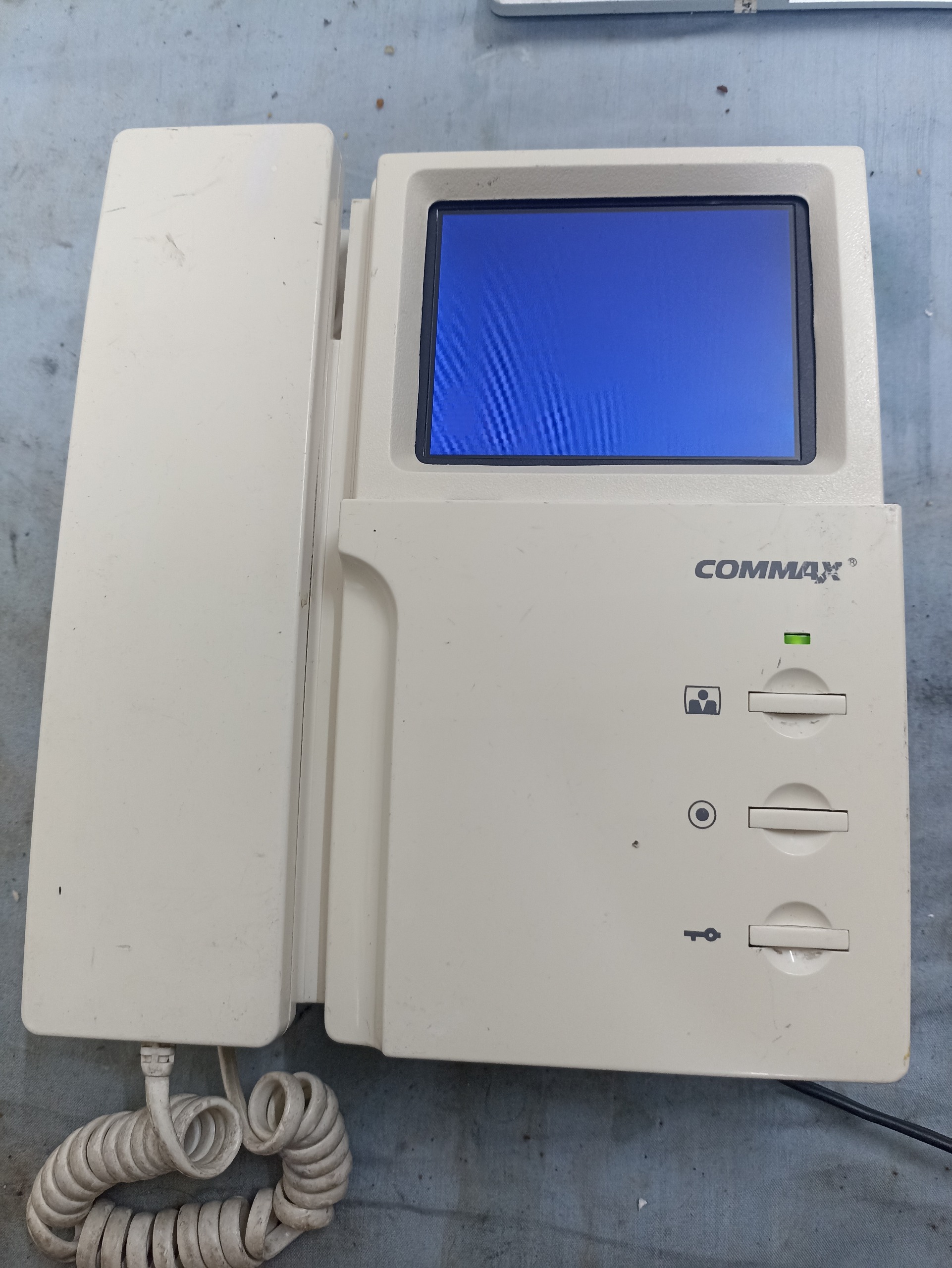 ,ایفون تصویری رنگی commax