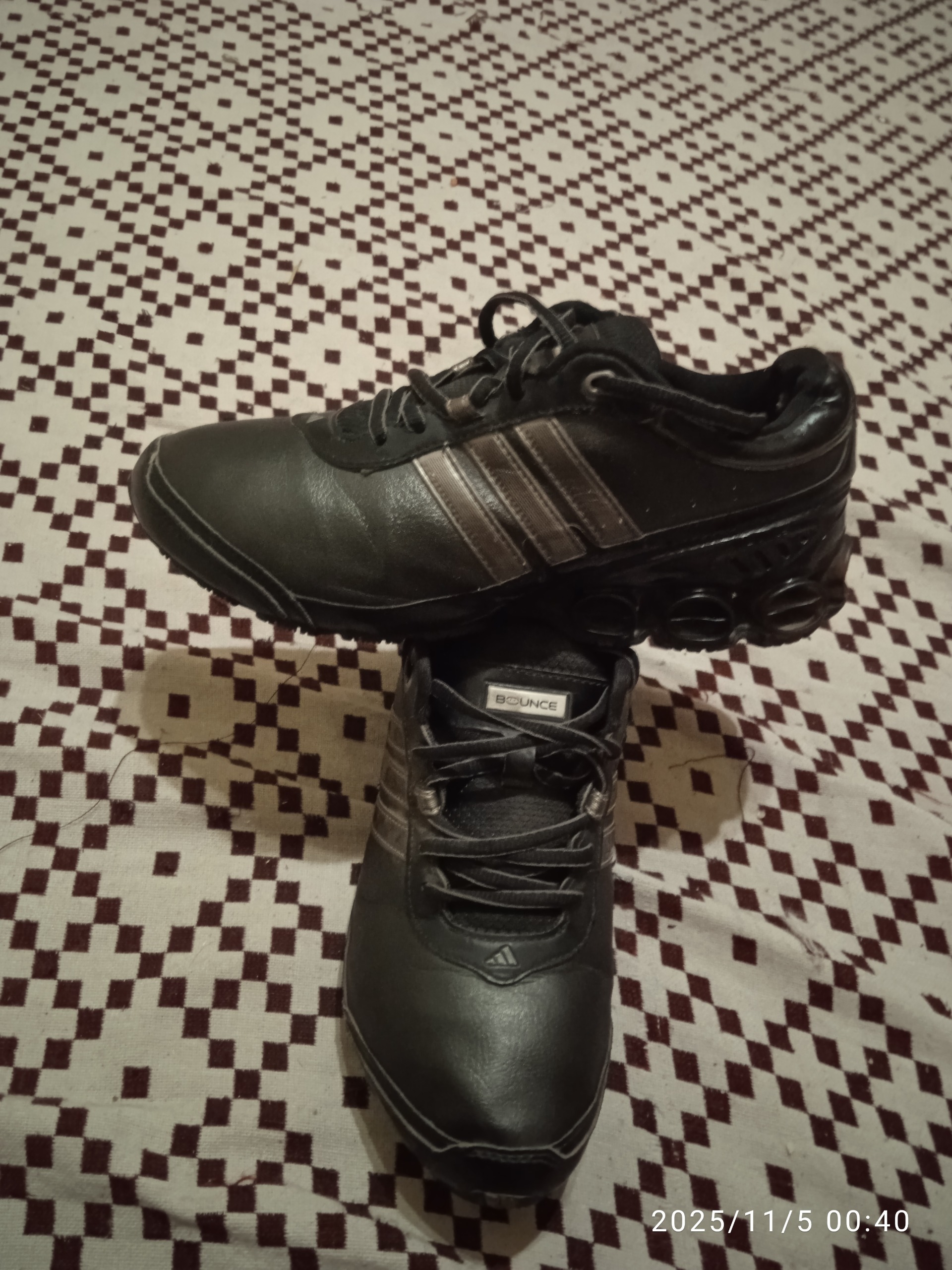 کتونی ادیداس buonce