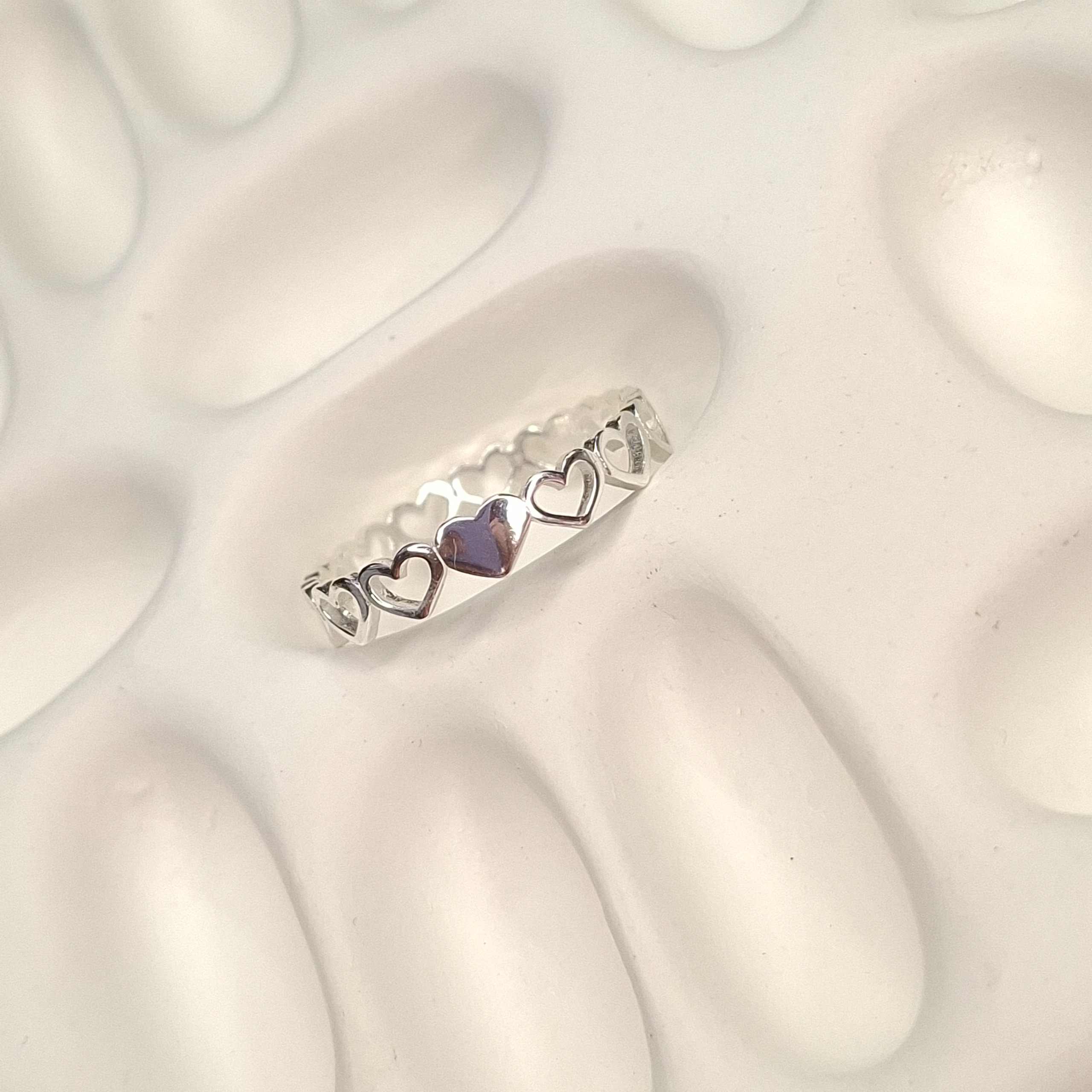 انگشتر نقره زنانه قلبی (ای ام)آمریکایی وارداتی