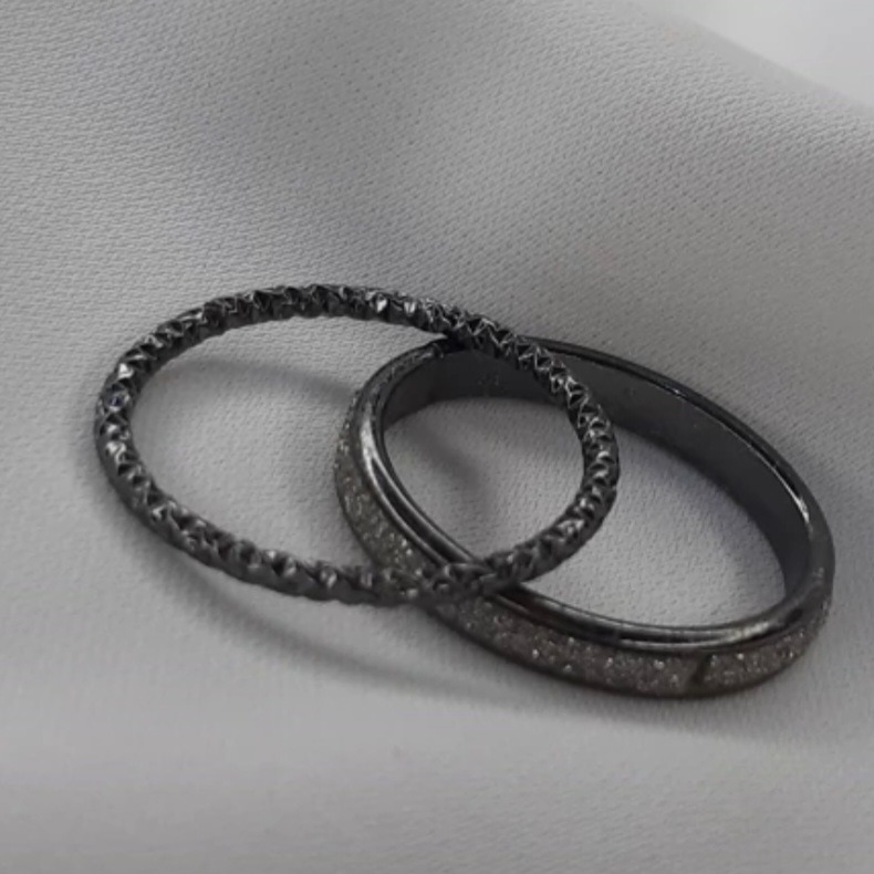 انگشتر دوتایی نگین دار رنگ ذغالی برند ای ام