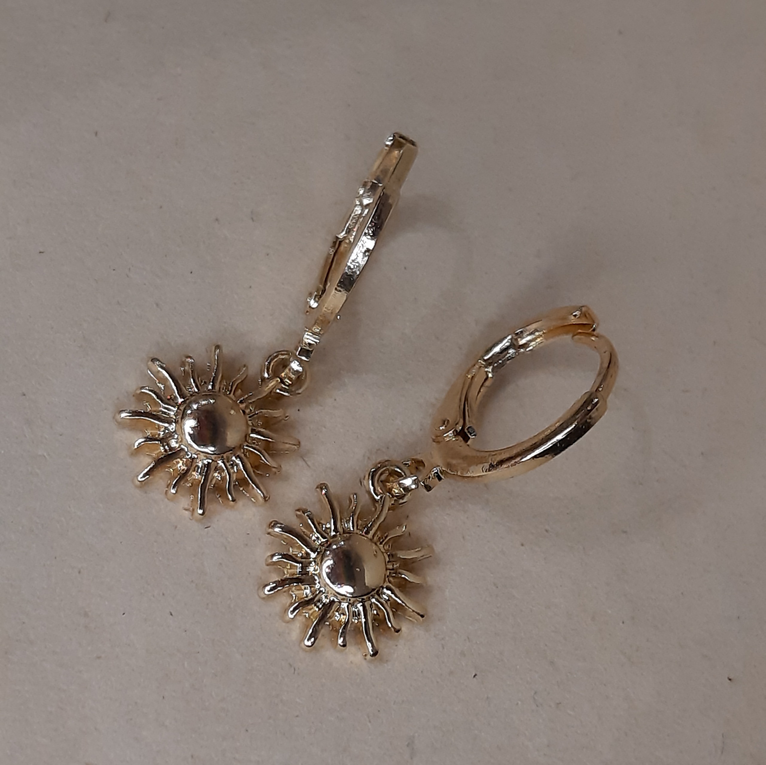 گوشواره مدل خورشیدی برند ای ام وارداتی