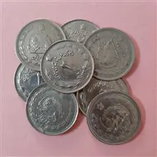 100