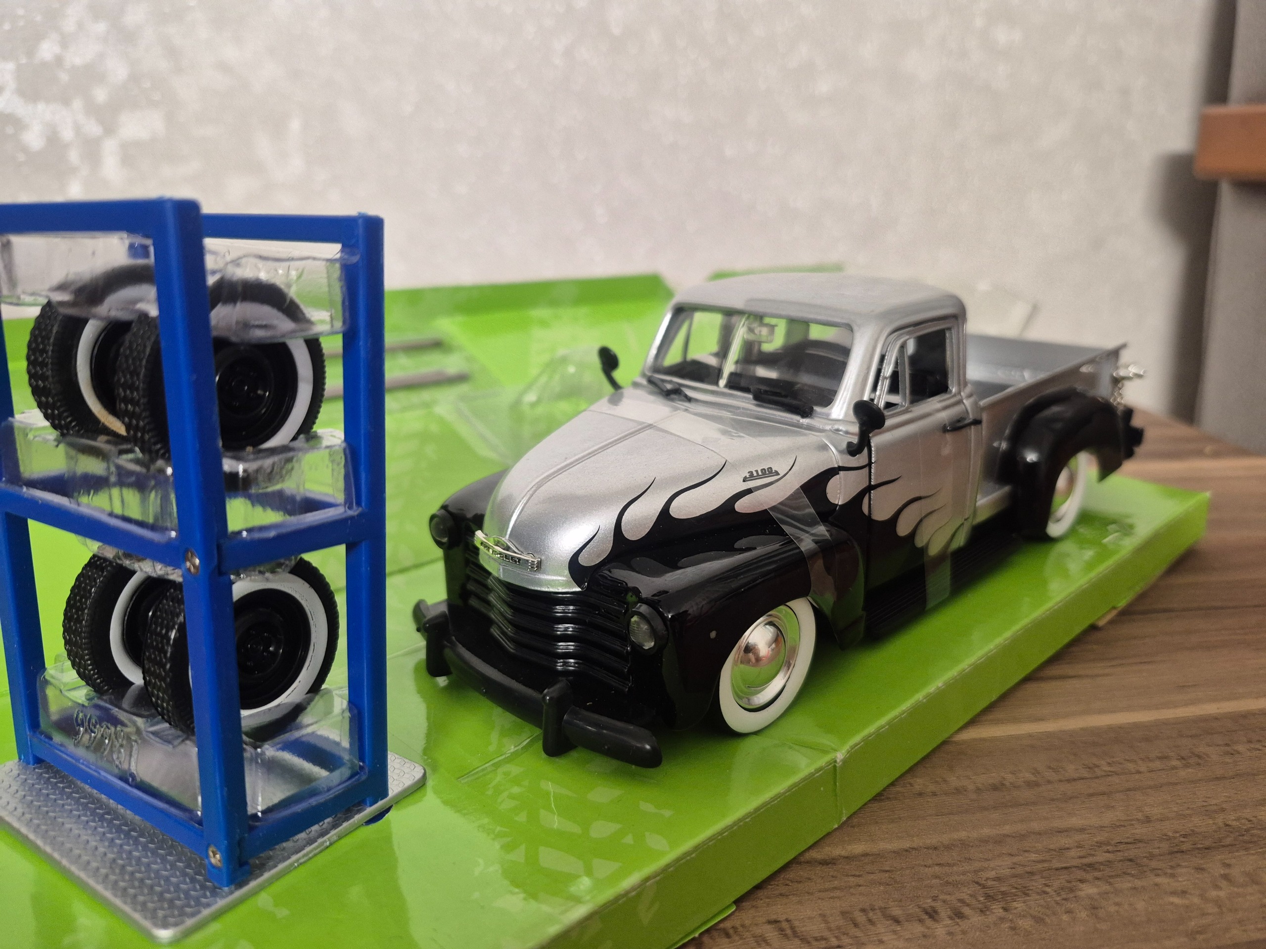 ماکت شورلت پیکاپ مدل 1953