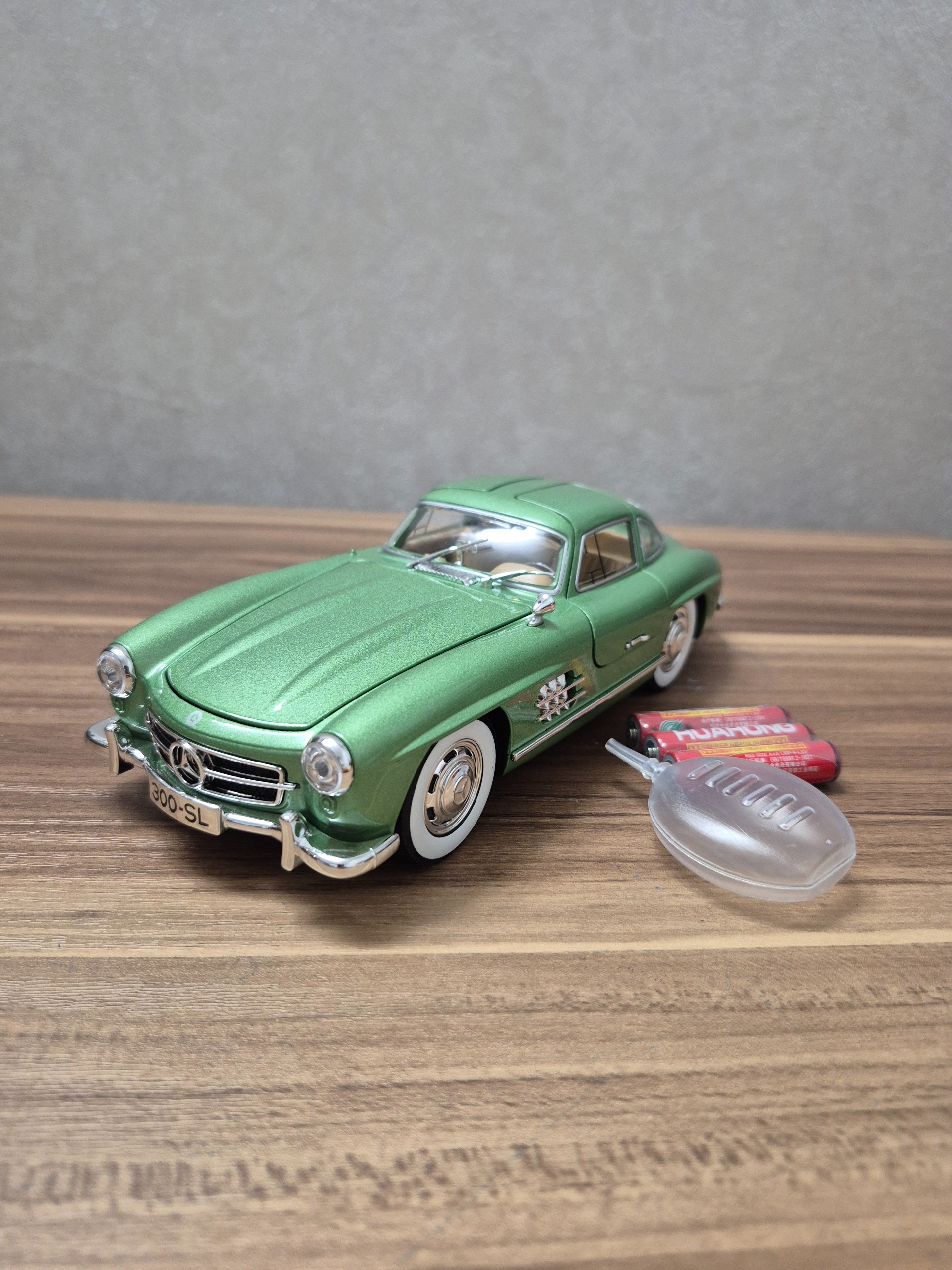 ماکت ماشین بنز 300 SL  دودزا