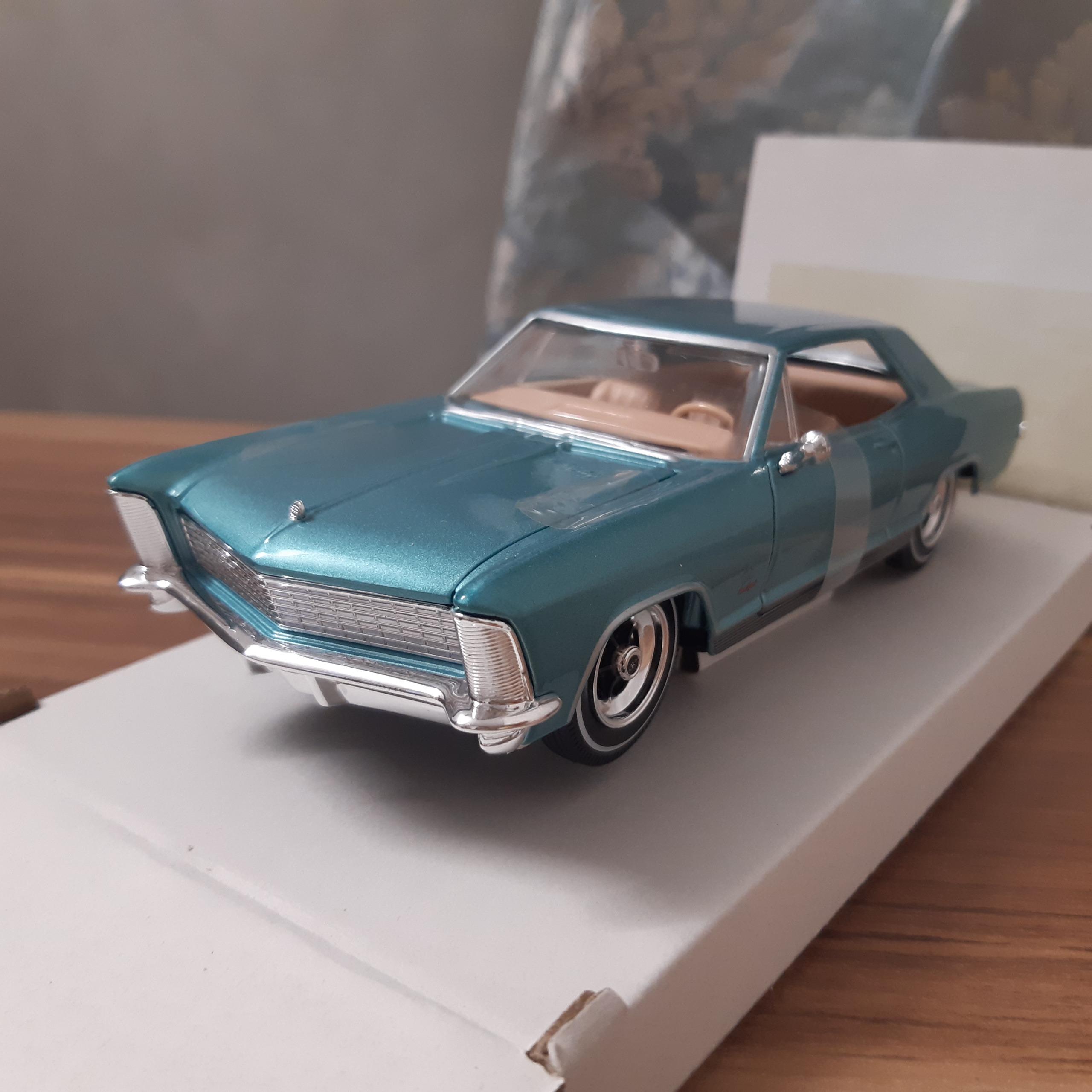 ماکت بیوک ریورا 1965