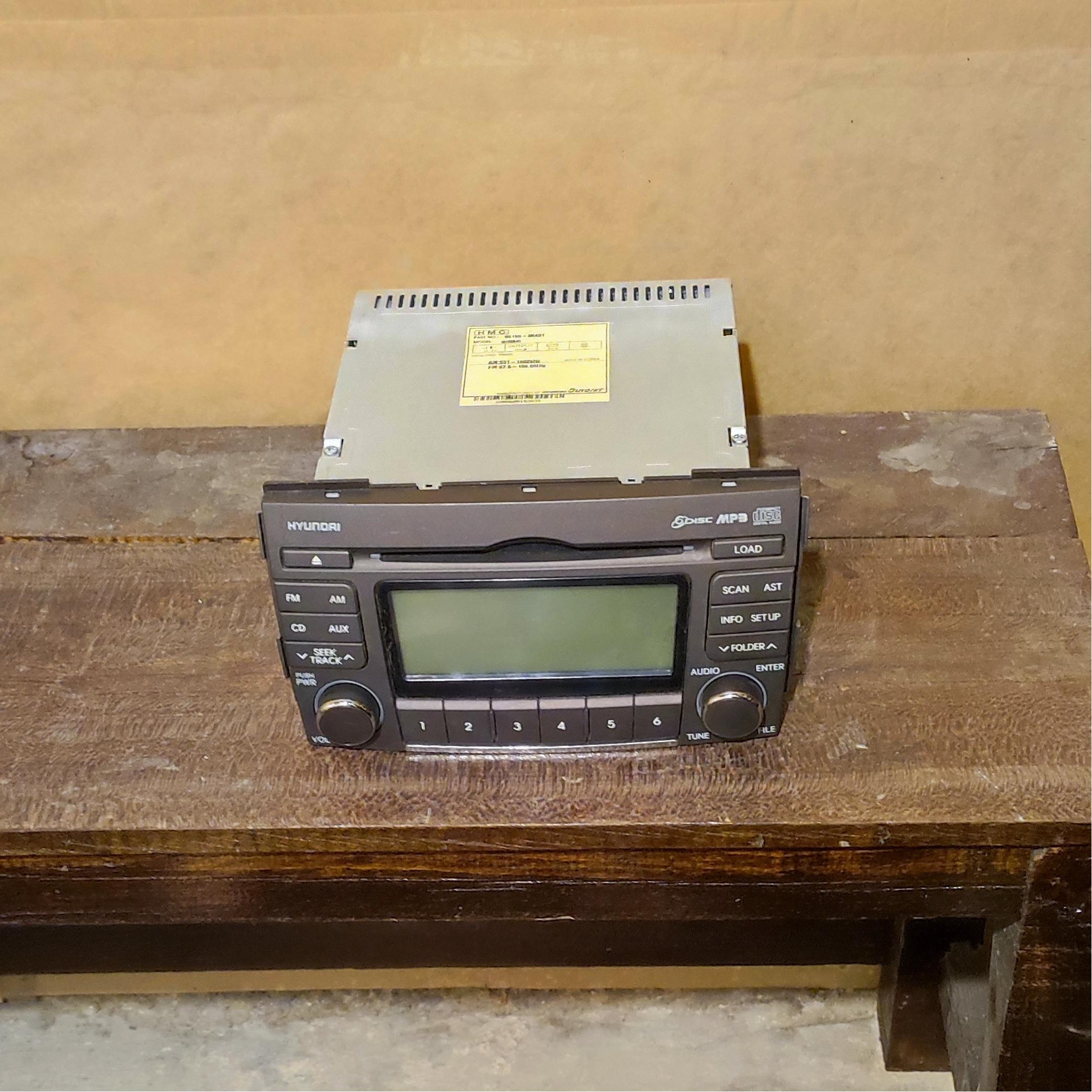 ضبط ماشین هیوندا آزرا سوناتا اصلی در حد