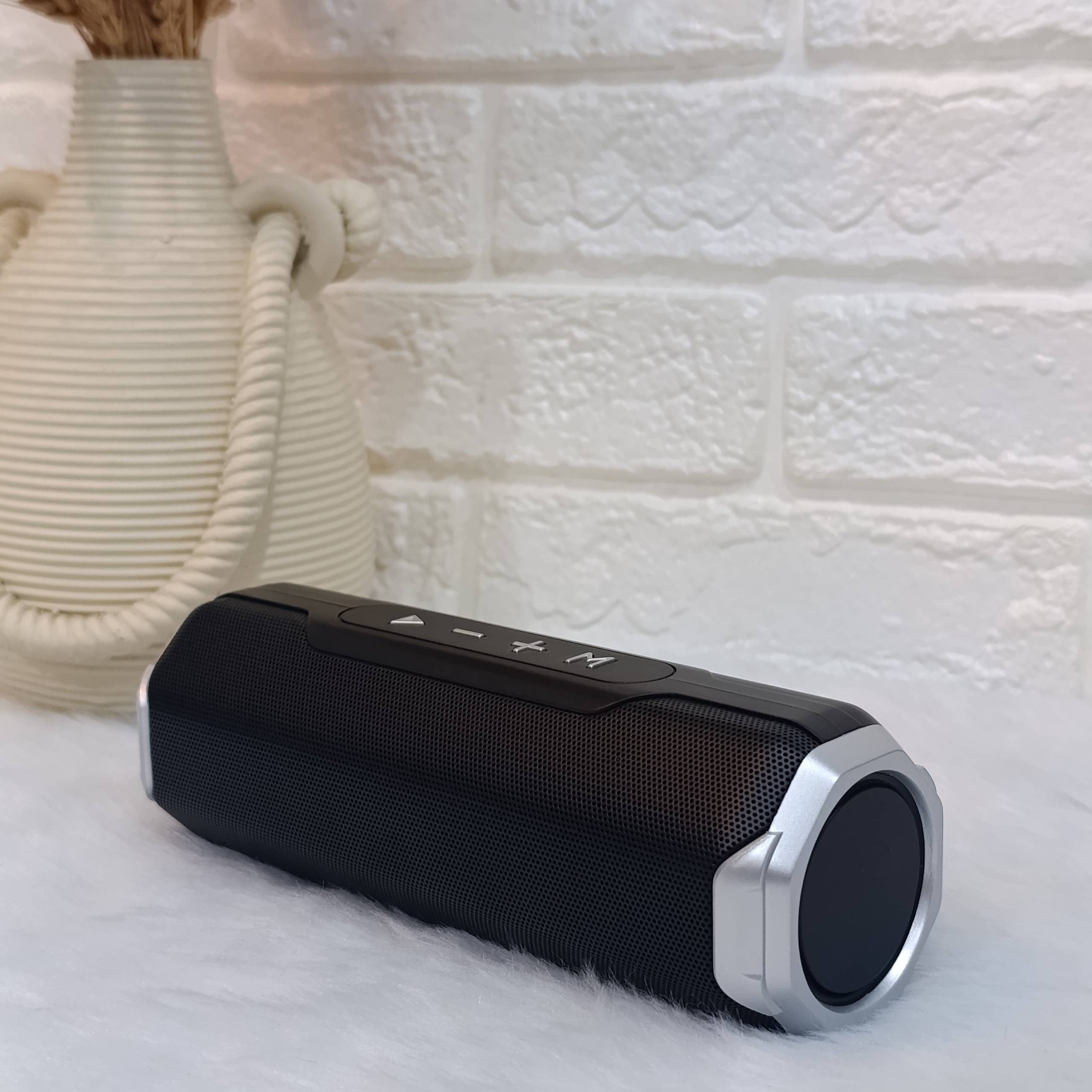 اسپیکر بلوتوث ایزن مدل s-218