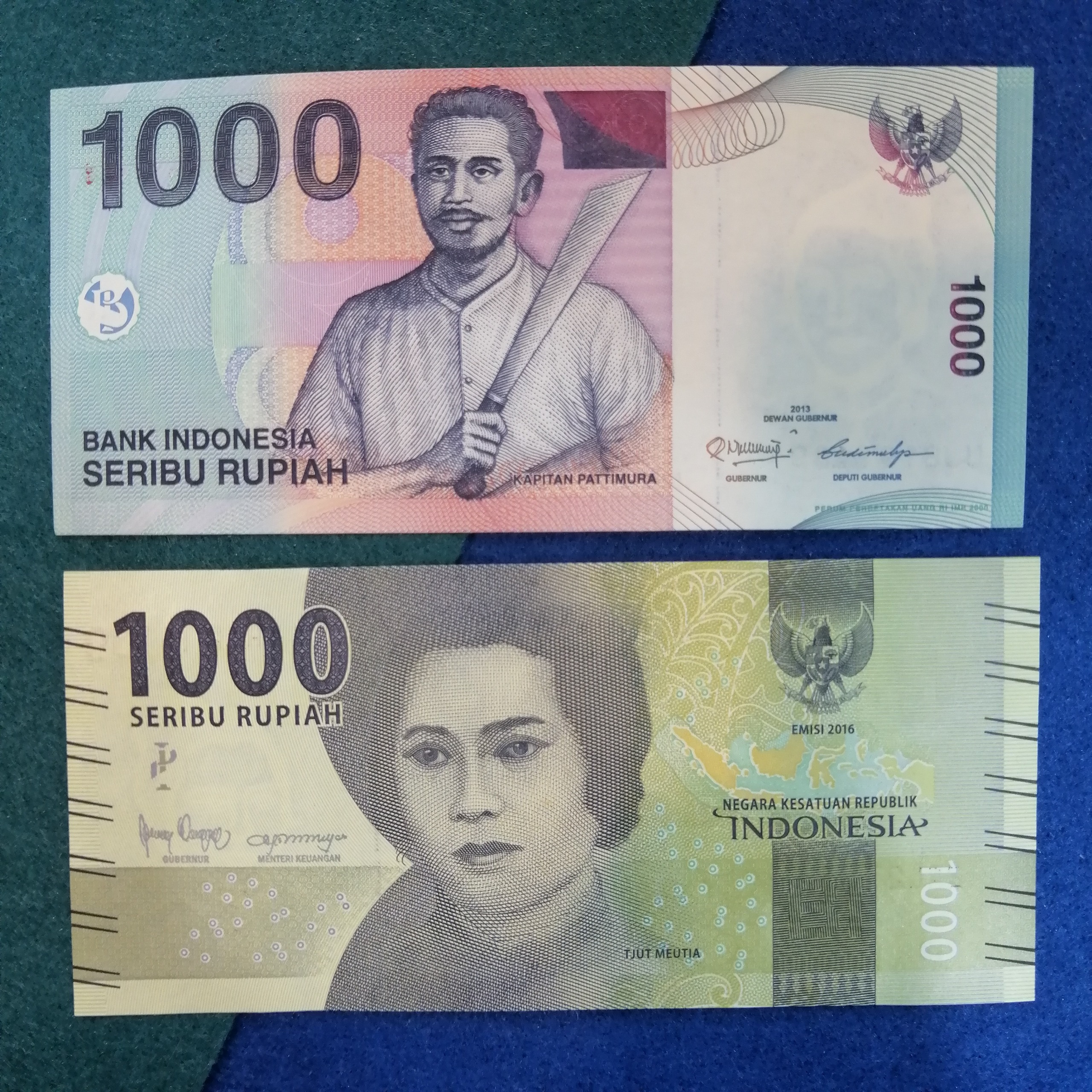 2 عدد اسکناس زیبای اندونزی خشک بانکی 1002