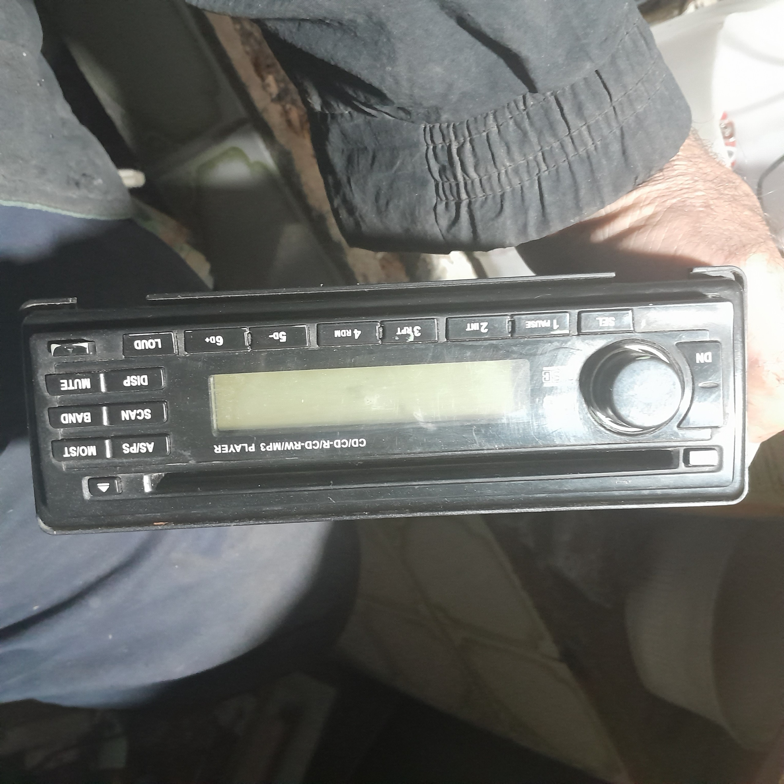 رادیو پخش وی سی دی