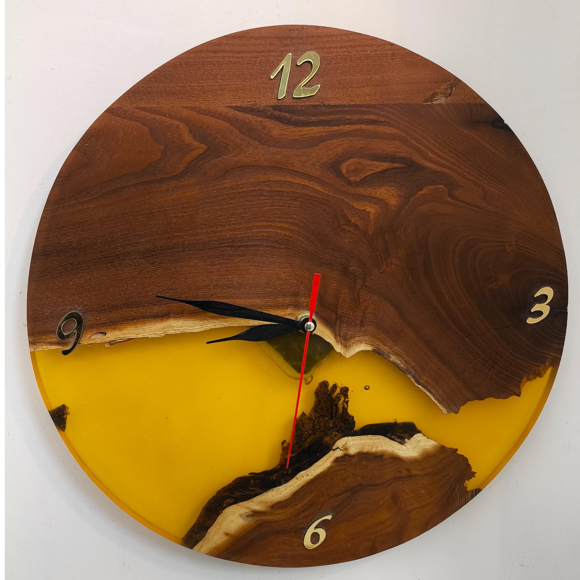 ساعت دیواری چوب و رزین