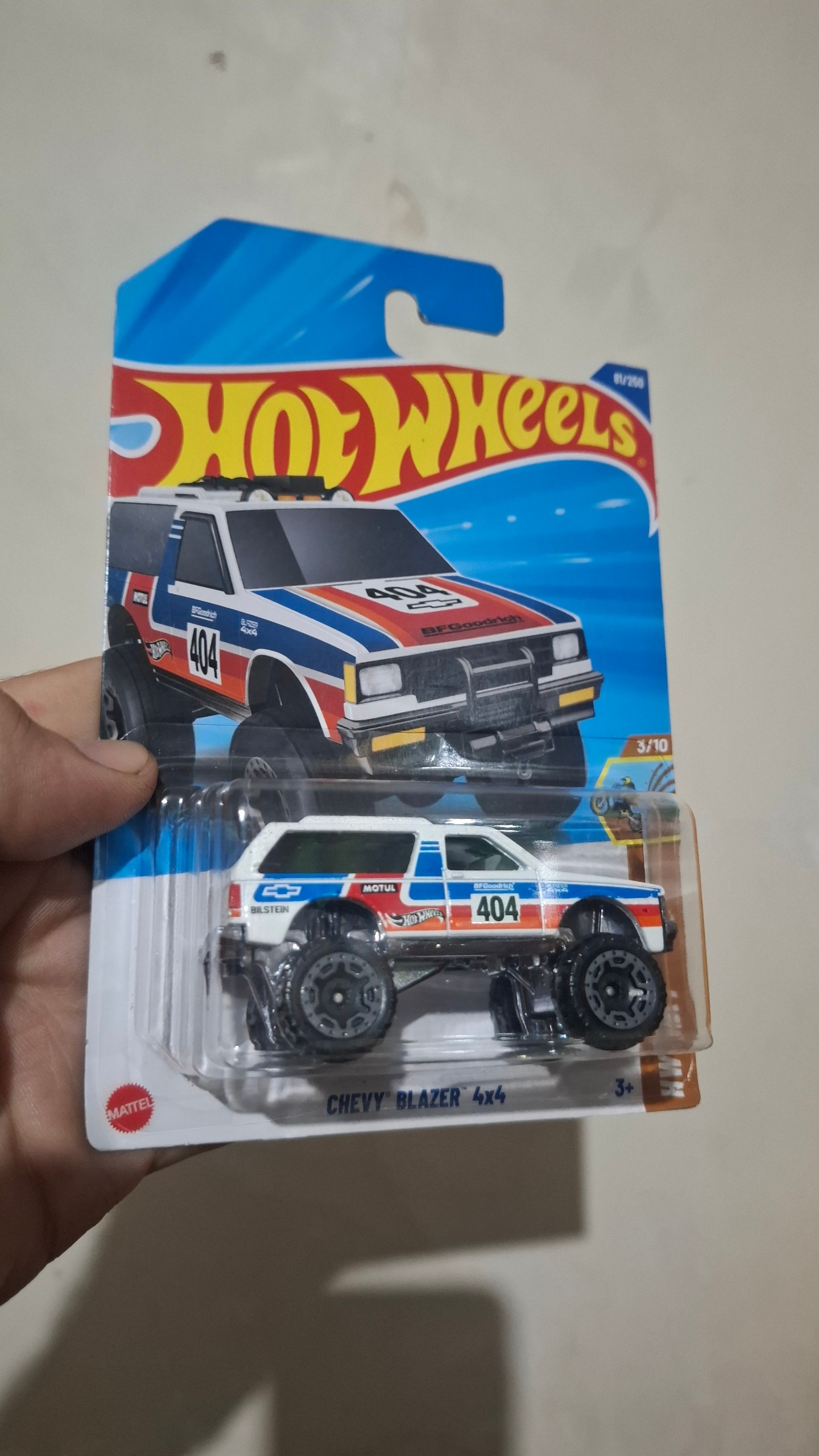 هاتویلز CHEVY BLAZER 4x4