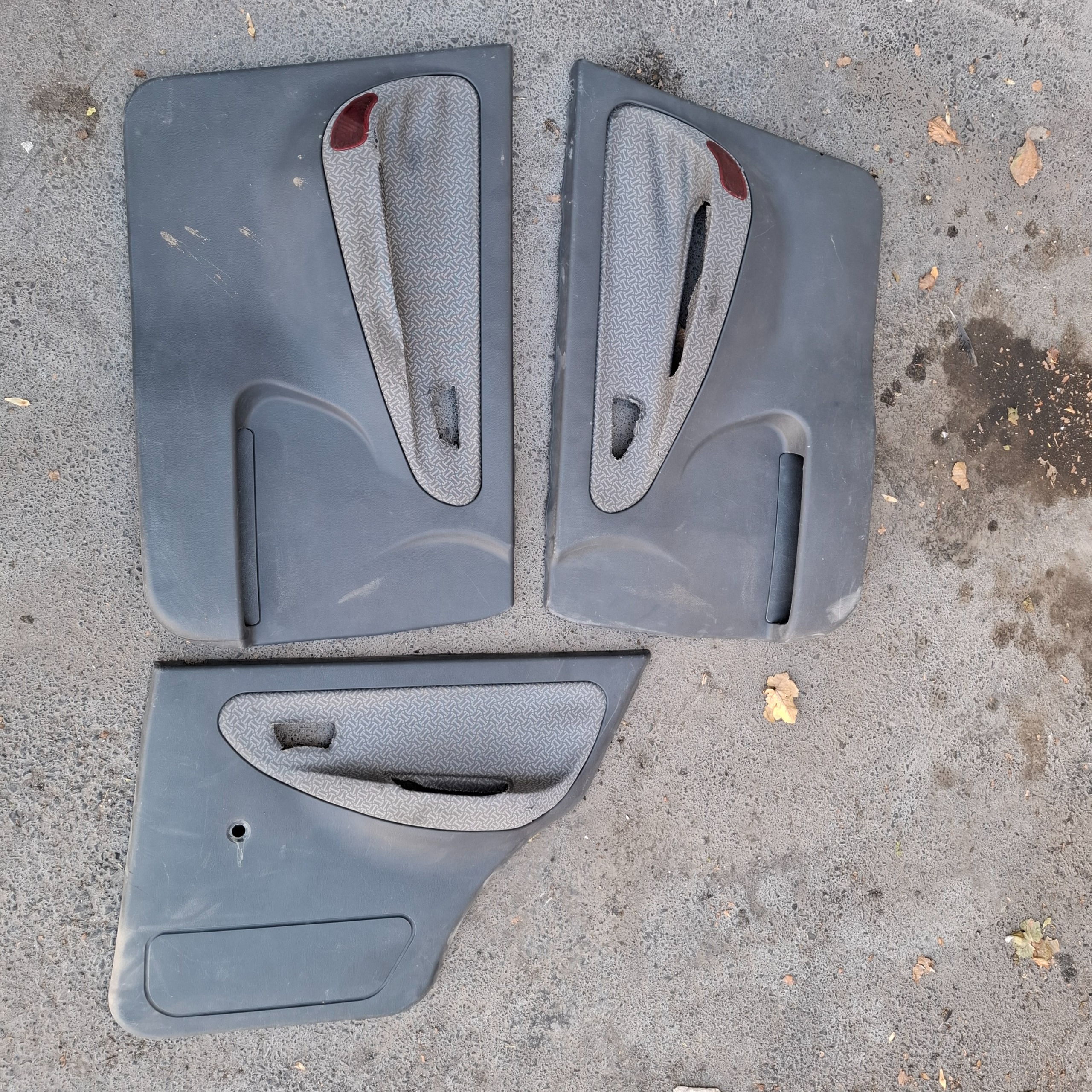 رودری داخل 3عدد پراید 141