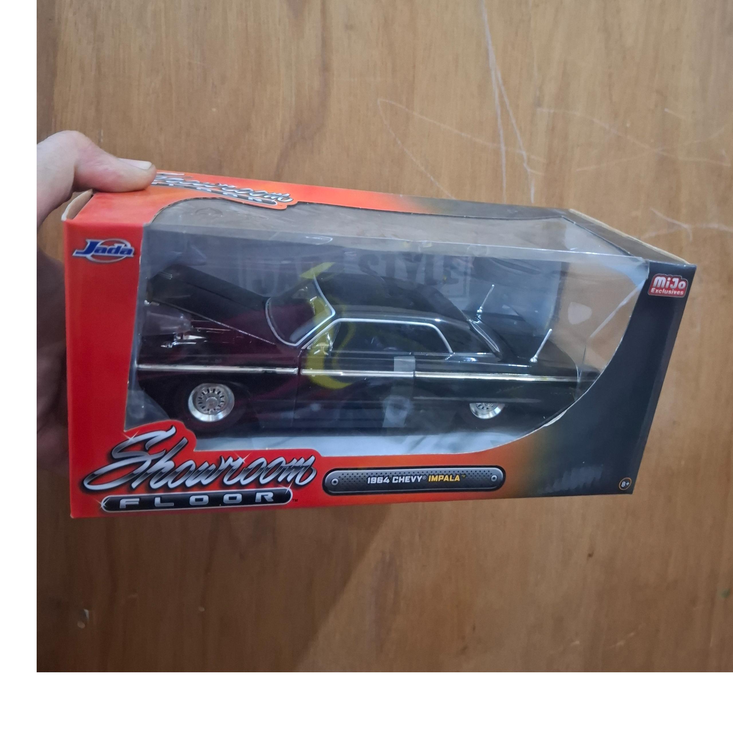 ماکت شورلت ایمپالا 1964  مشکی