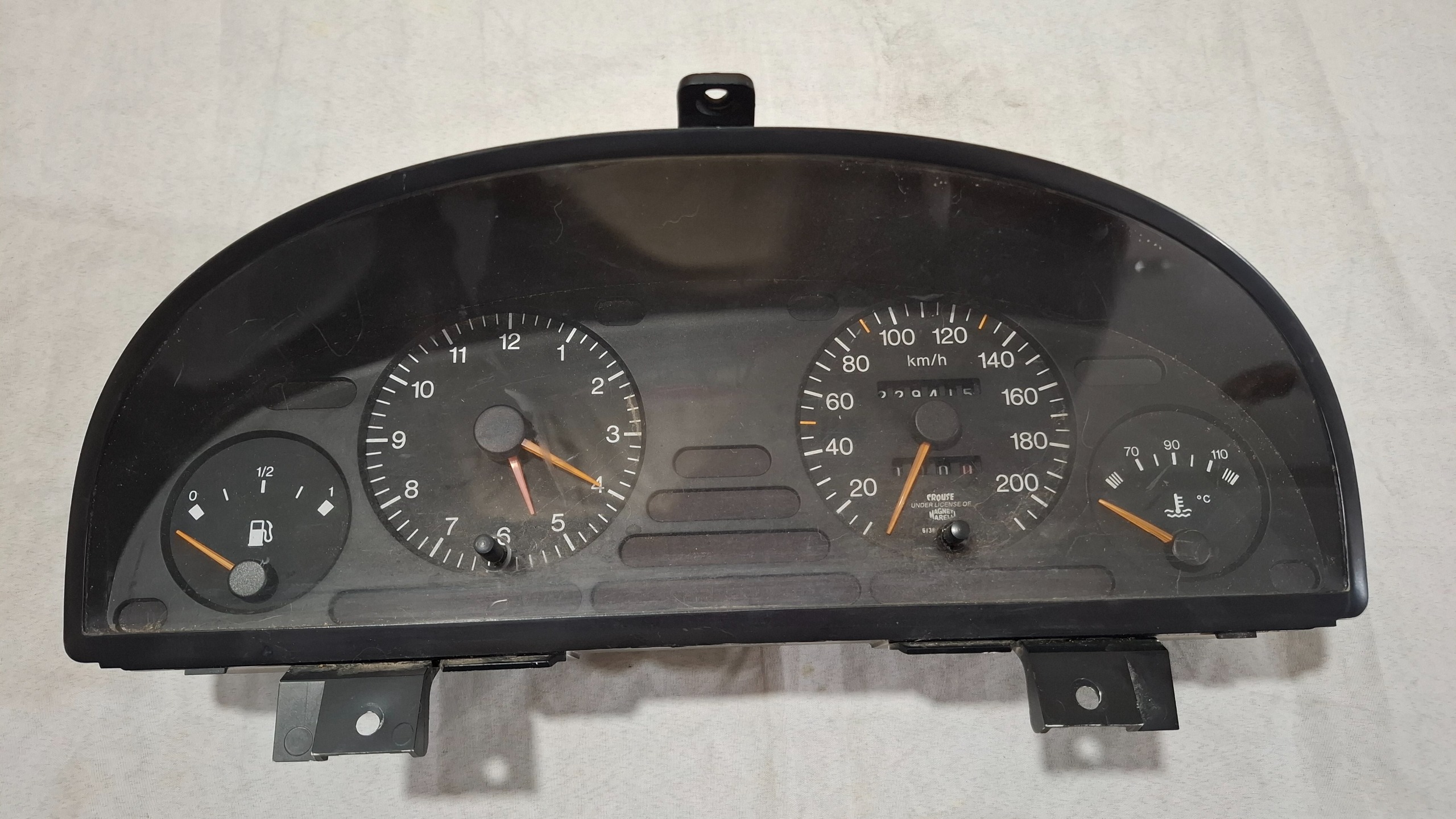 کیلومتر پژو  آنالوگ  ساعت دار