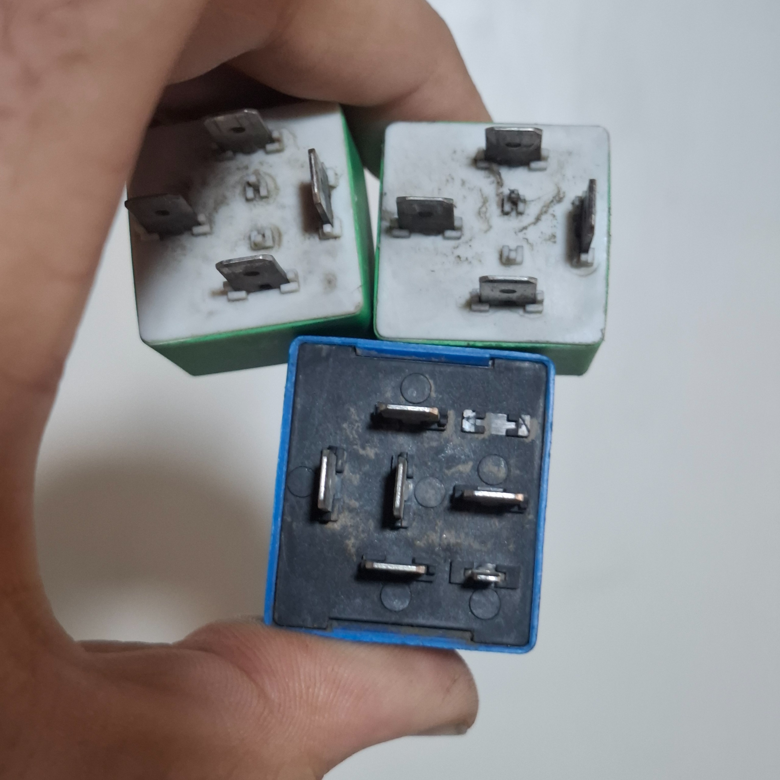 3 عدد رله پژو 405 اصل فرانسه