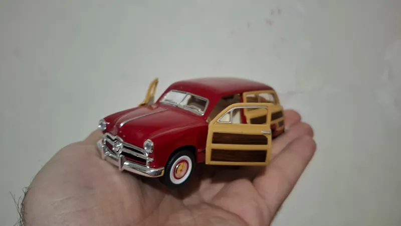 ماکت فورد واگن 1949 قرمز کلاسیک