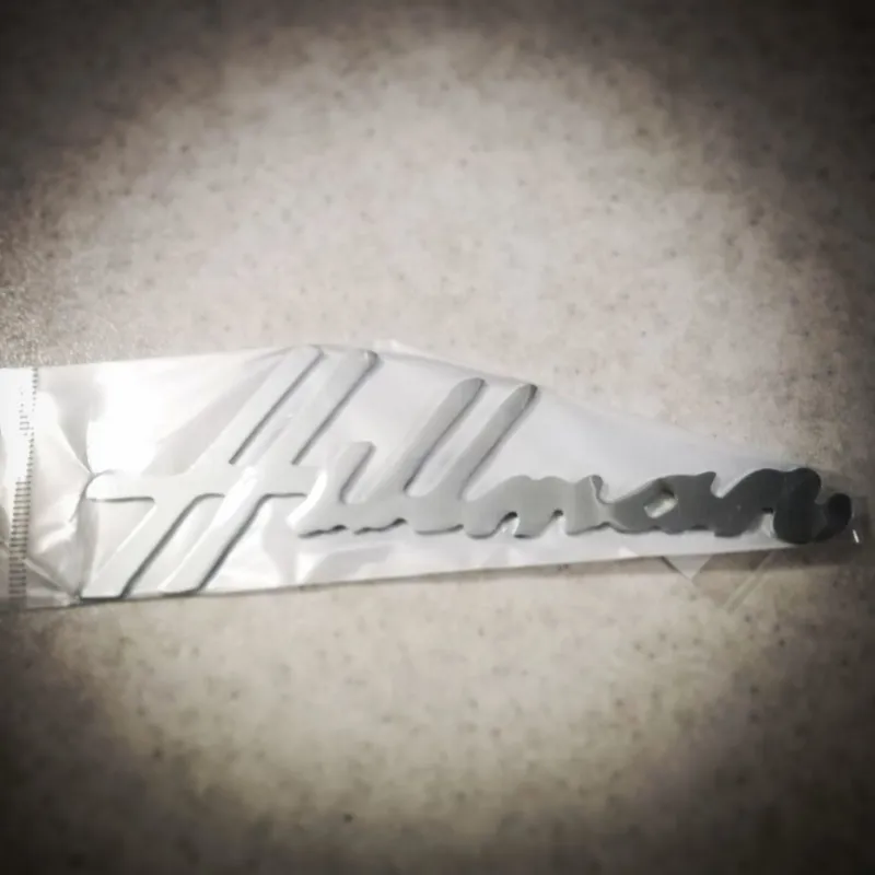 آرم فلزی هیلمن hillman