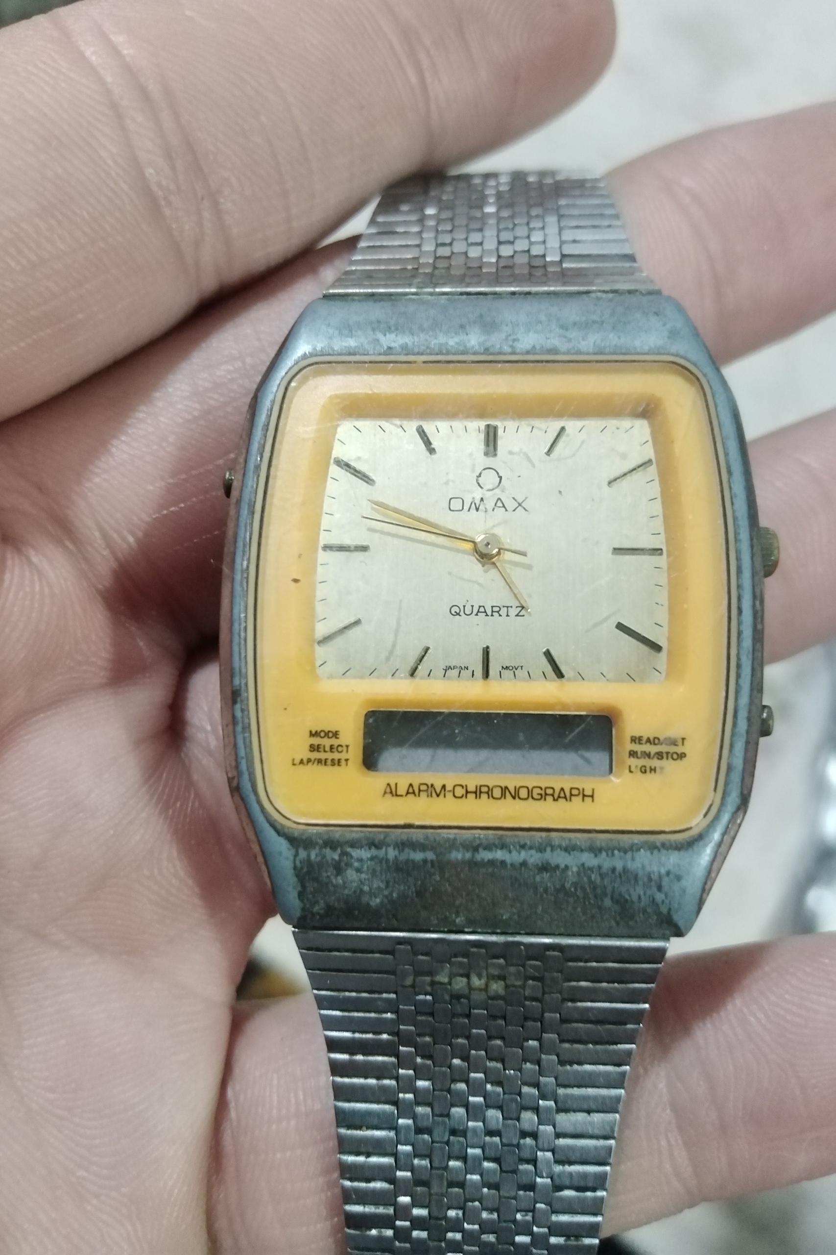 ساعت مچی omax کوارتز خاص